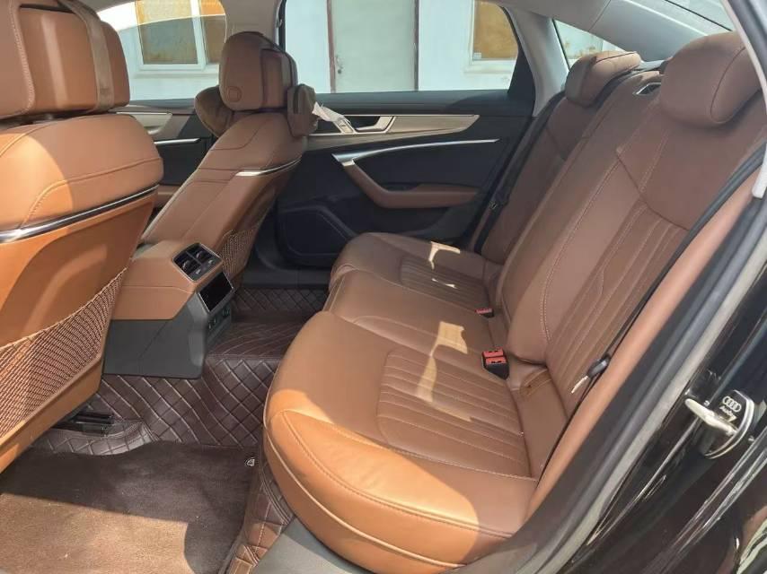 Audi A6L 2022 model changed to 45 TFSI dynamic model 3