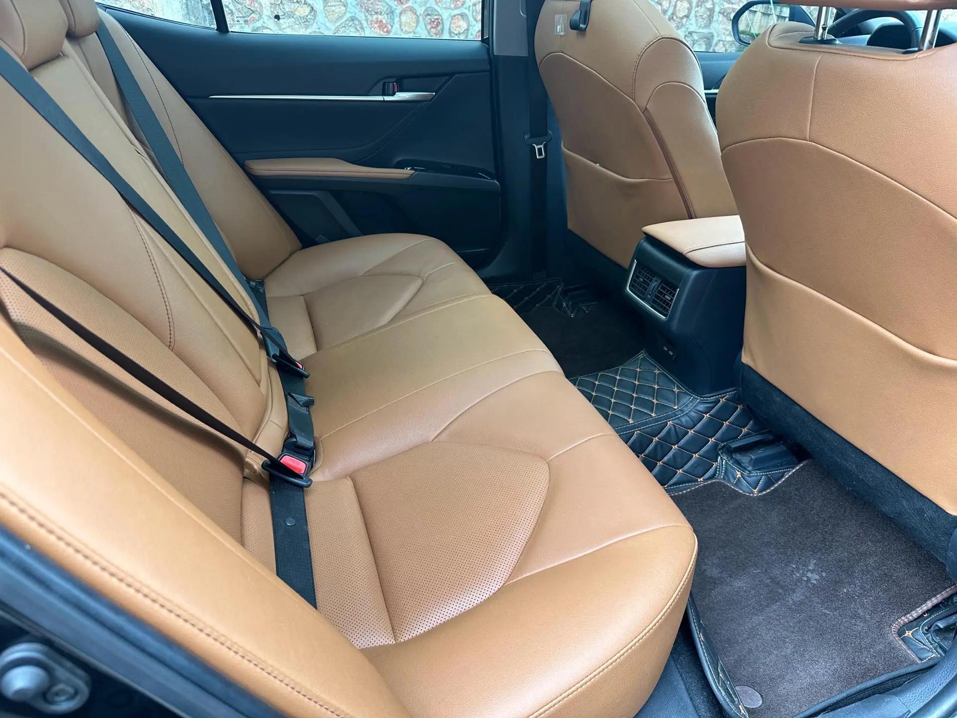 Toyota 2023 Camry 2.5G Deluxe Edition Automatic Gear 11