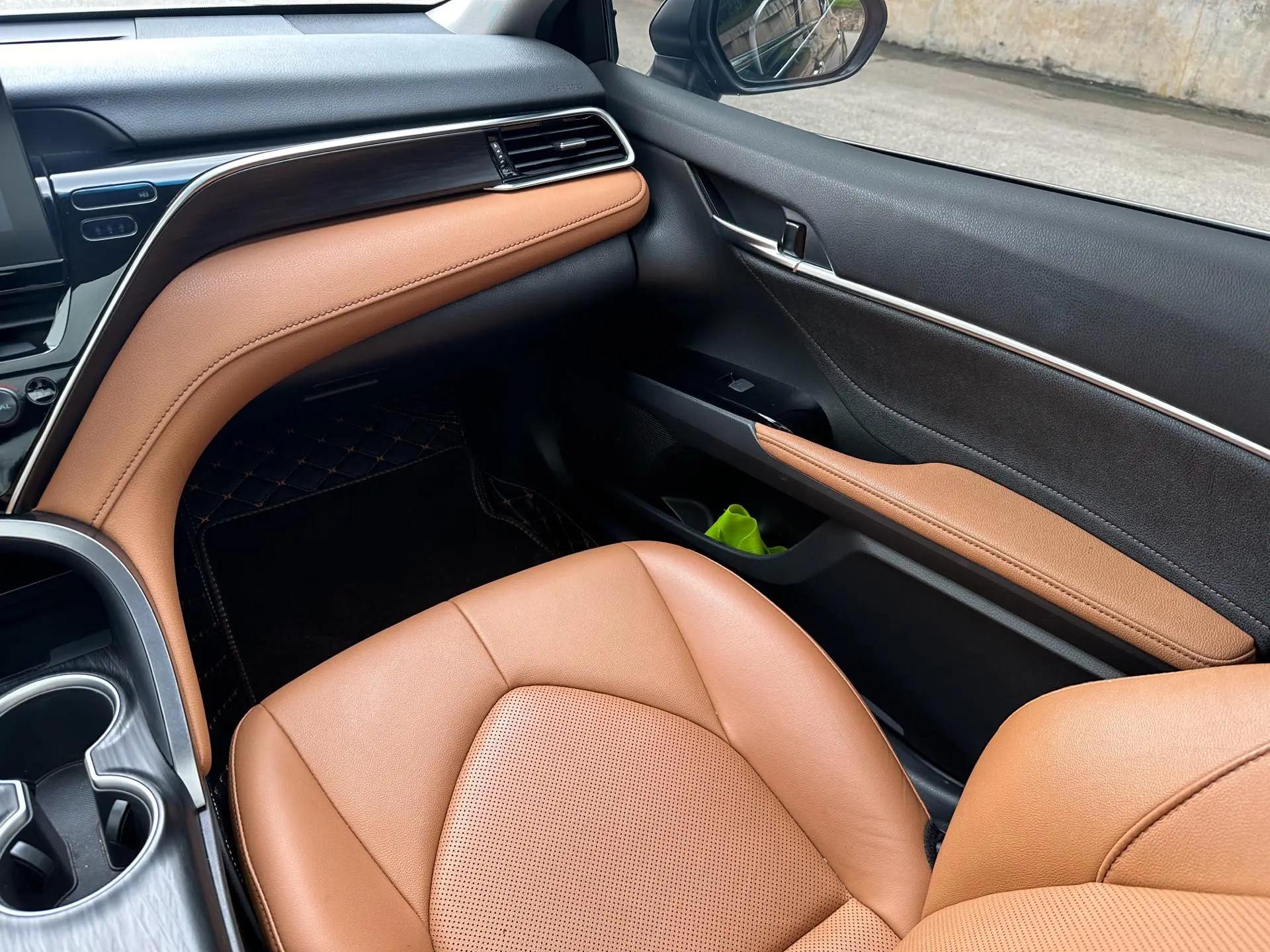 Toyota 2023 Camry 2.5G Deluxe Edition Automatic Gear 12