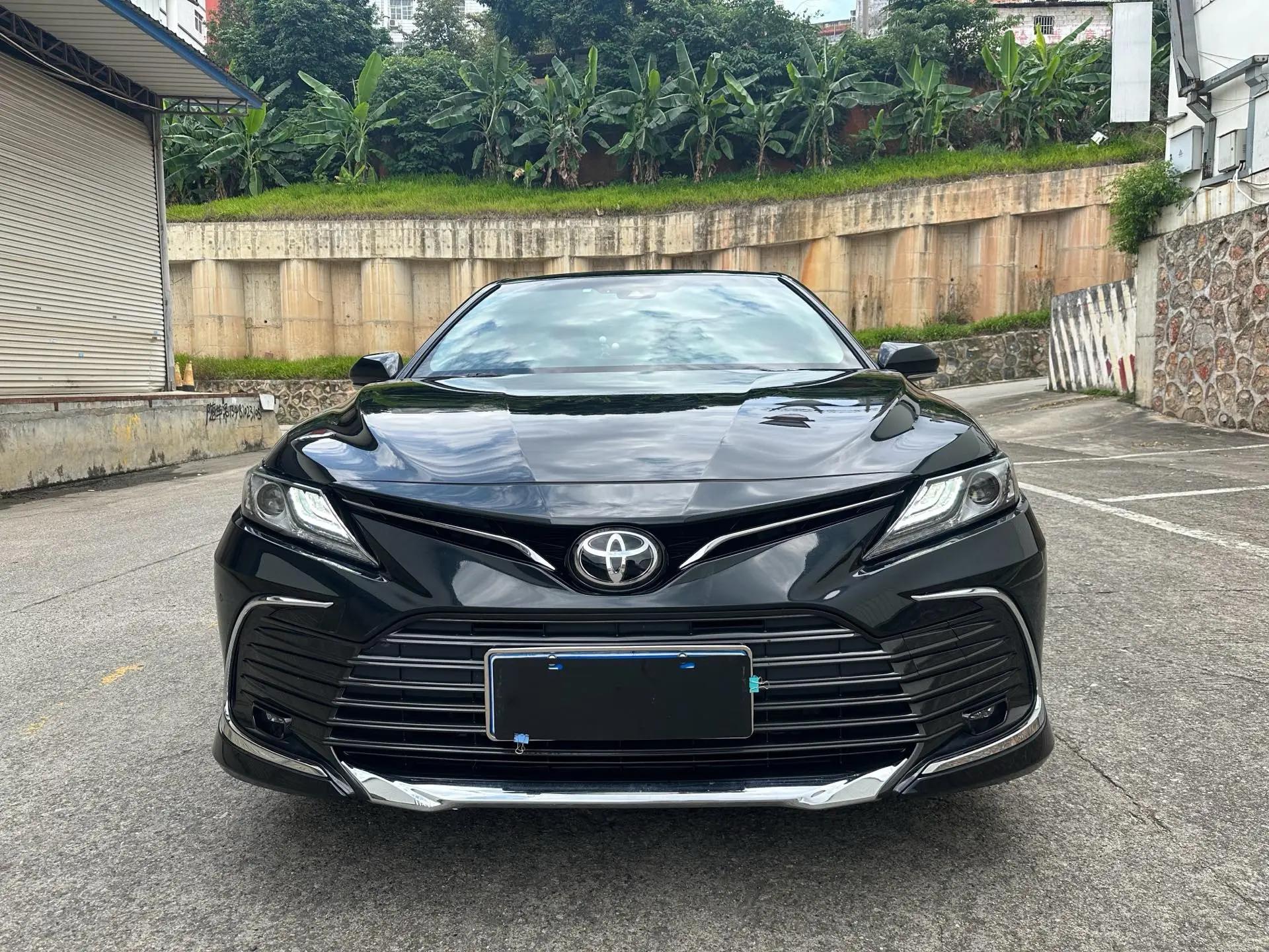 Toyota 2023 Camry 2.5G Deluxe Edition Automatic Gear 2