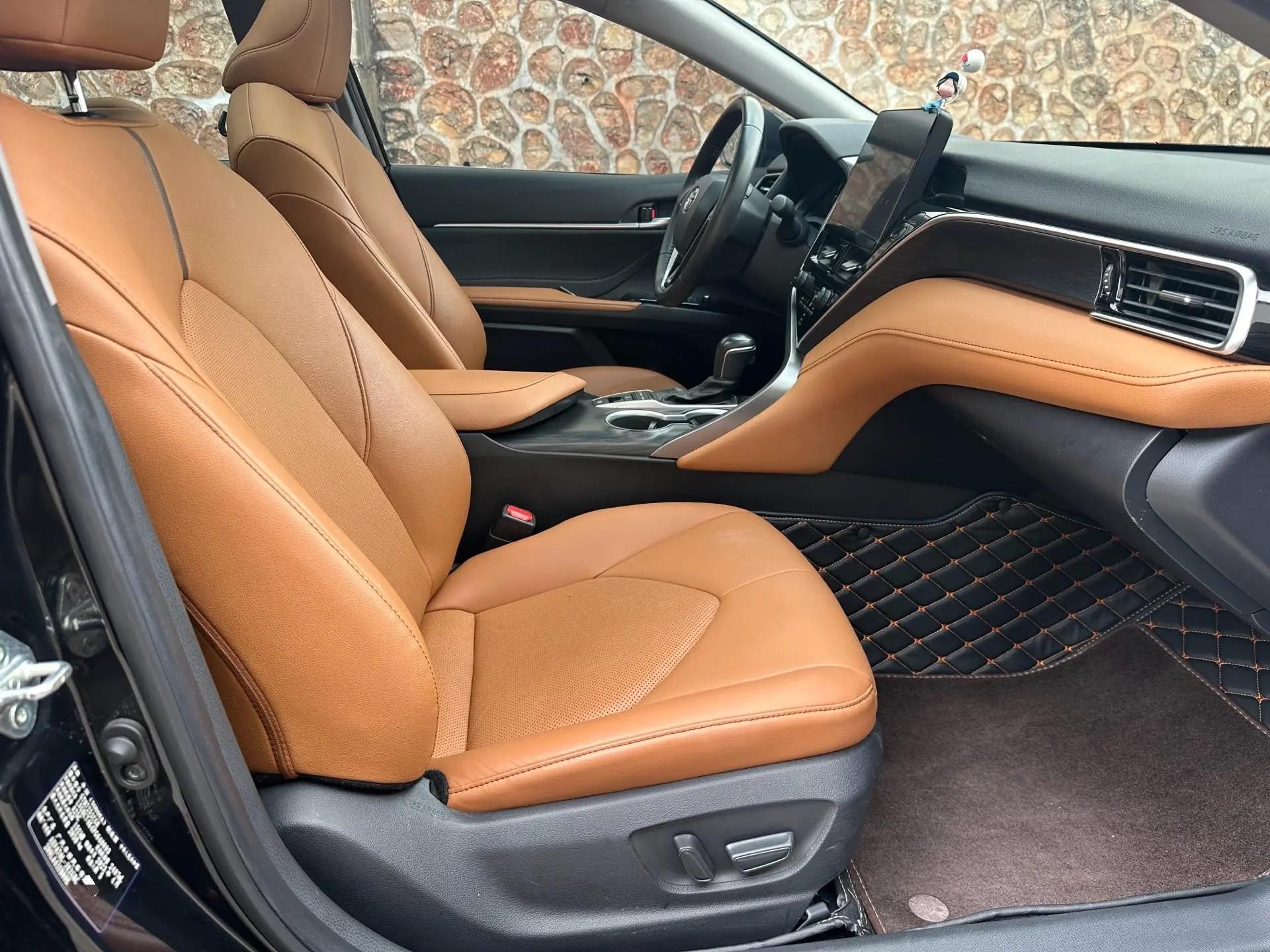 Toyota 2023 Camry 2.5G Deluxe Edition Automatic Gear 9