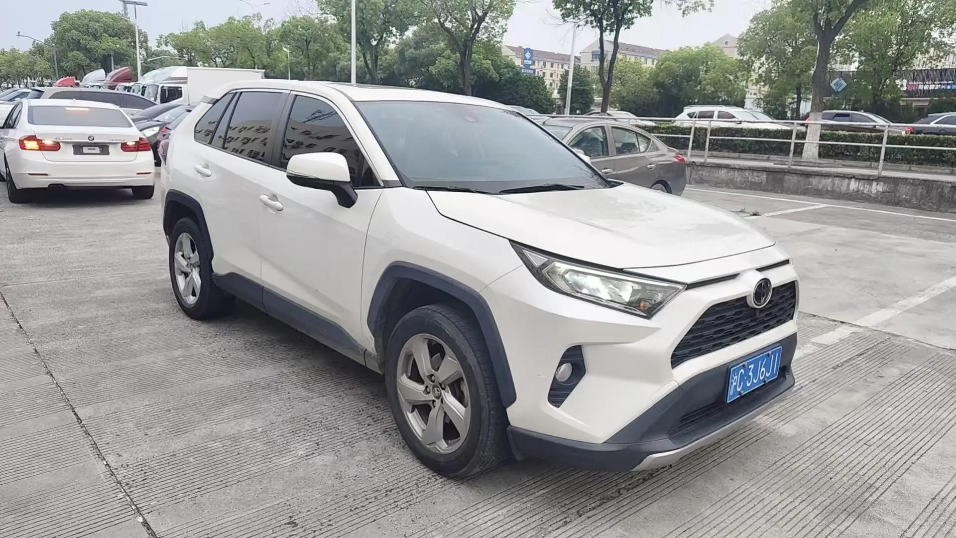 RAV4 Rongfeng 2021 2.0L CVT Two-Drive Fashion PLUS Edition 3