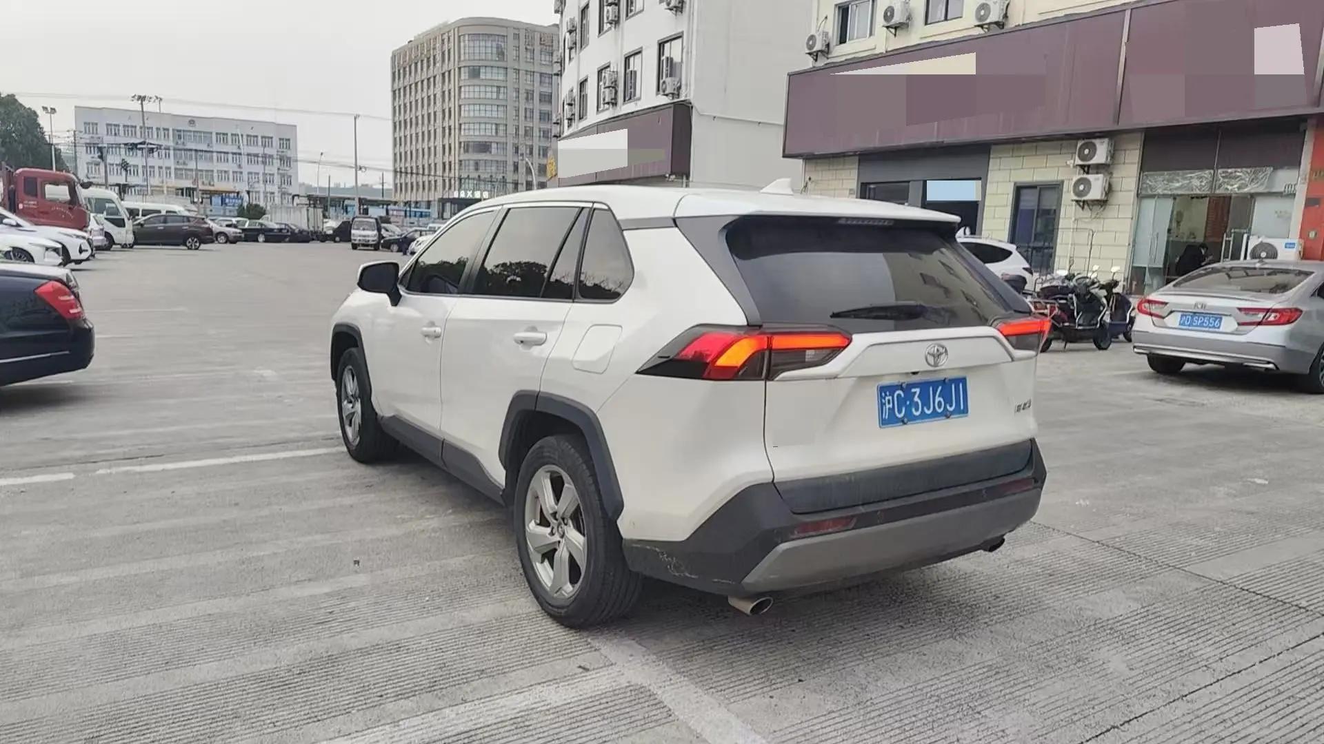 RAV4 Rongfeng 2021 2.0L CVT Two-Drive Fashion PLUS Edition 5