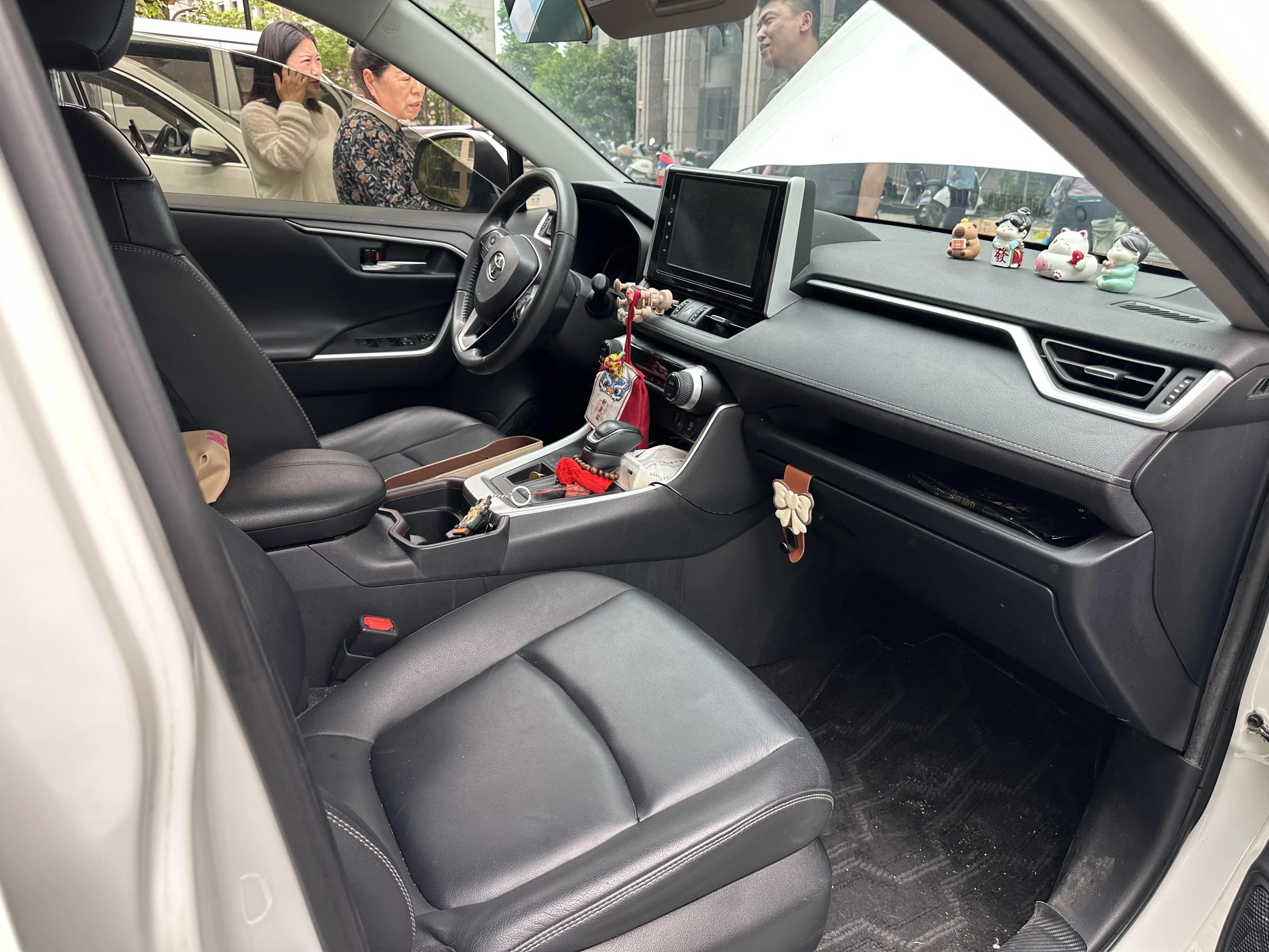 RAV4 Rongfeng 2021 2.0L CVT Two-Drive Fashion PLUS Edition 6