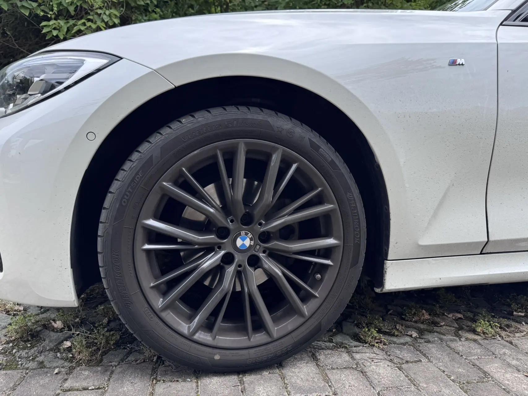 BMW 3 Series 2022 Changed 325Li M Sports Suit 4