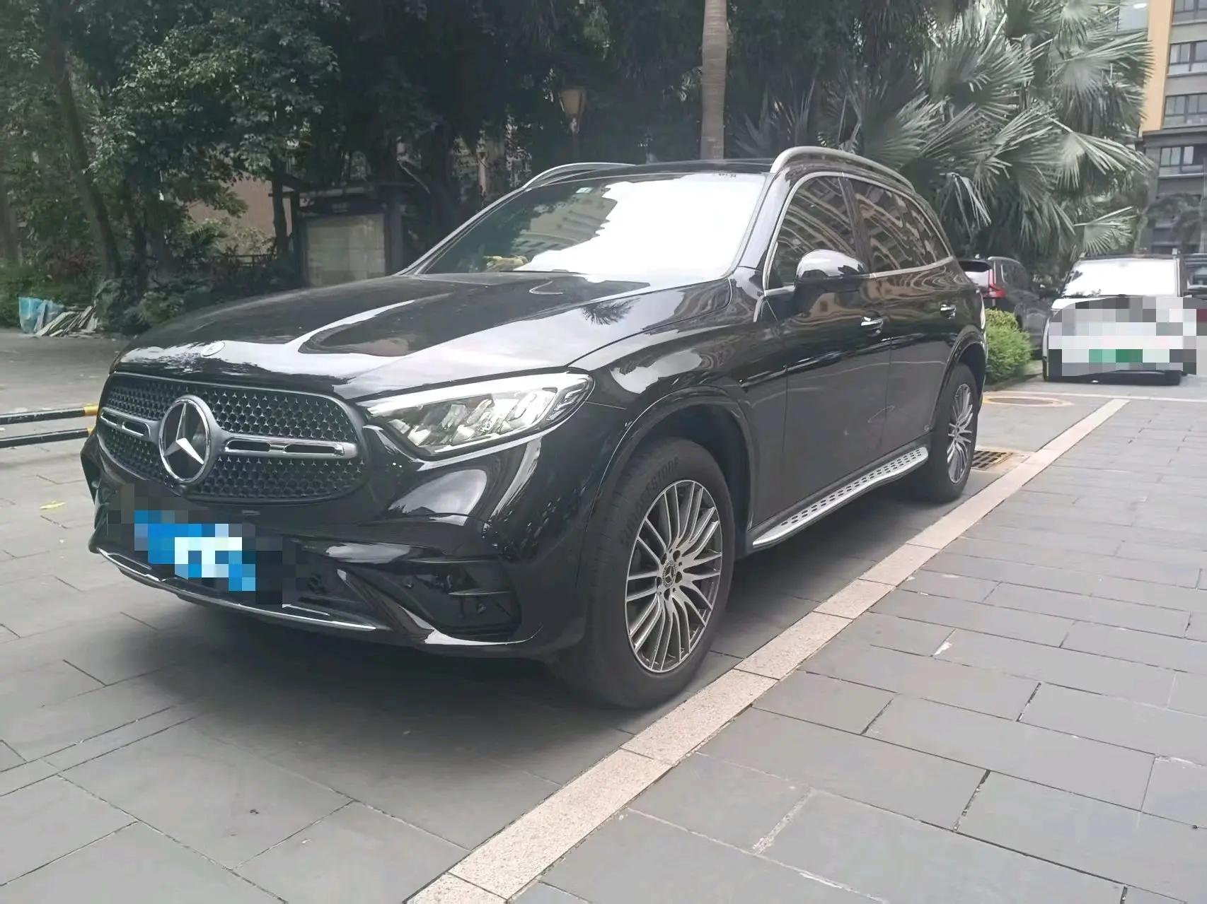 Mercedes Benz 2023 GLC 300 L 4MATIC 48V 2.0T Dynamic 7-Seater Automatic