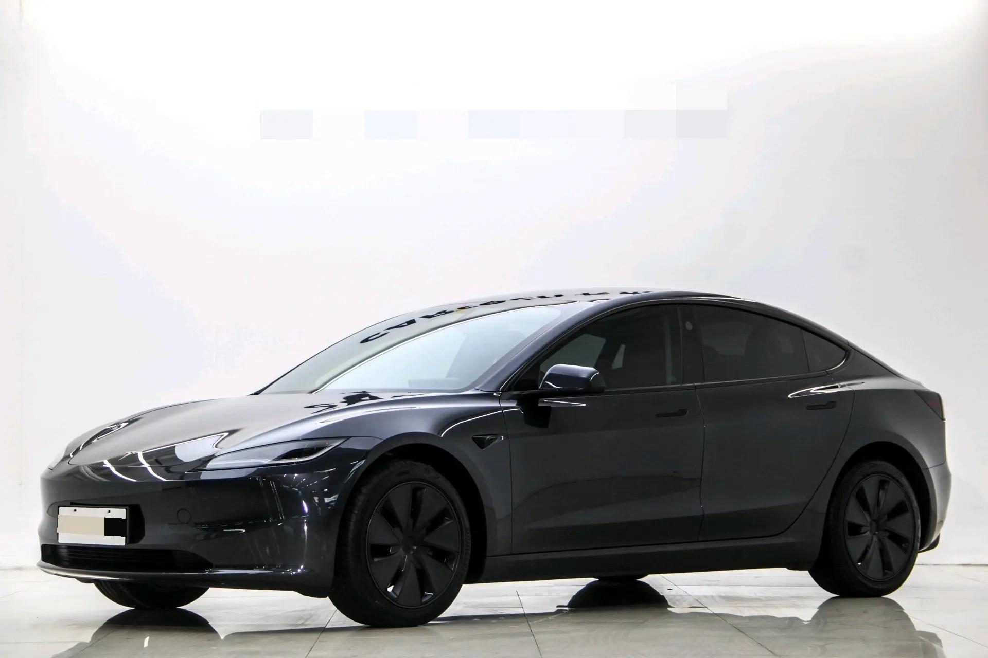 Tesla 2025 Model 3 Rear-Wheel Drive (Refreshed) Automatic
