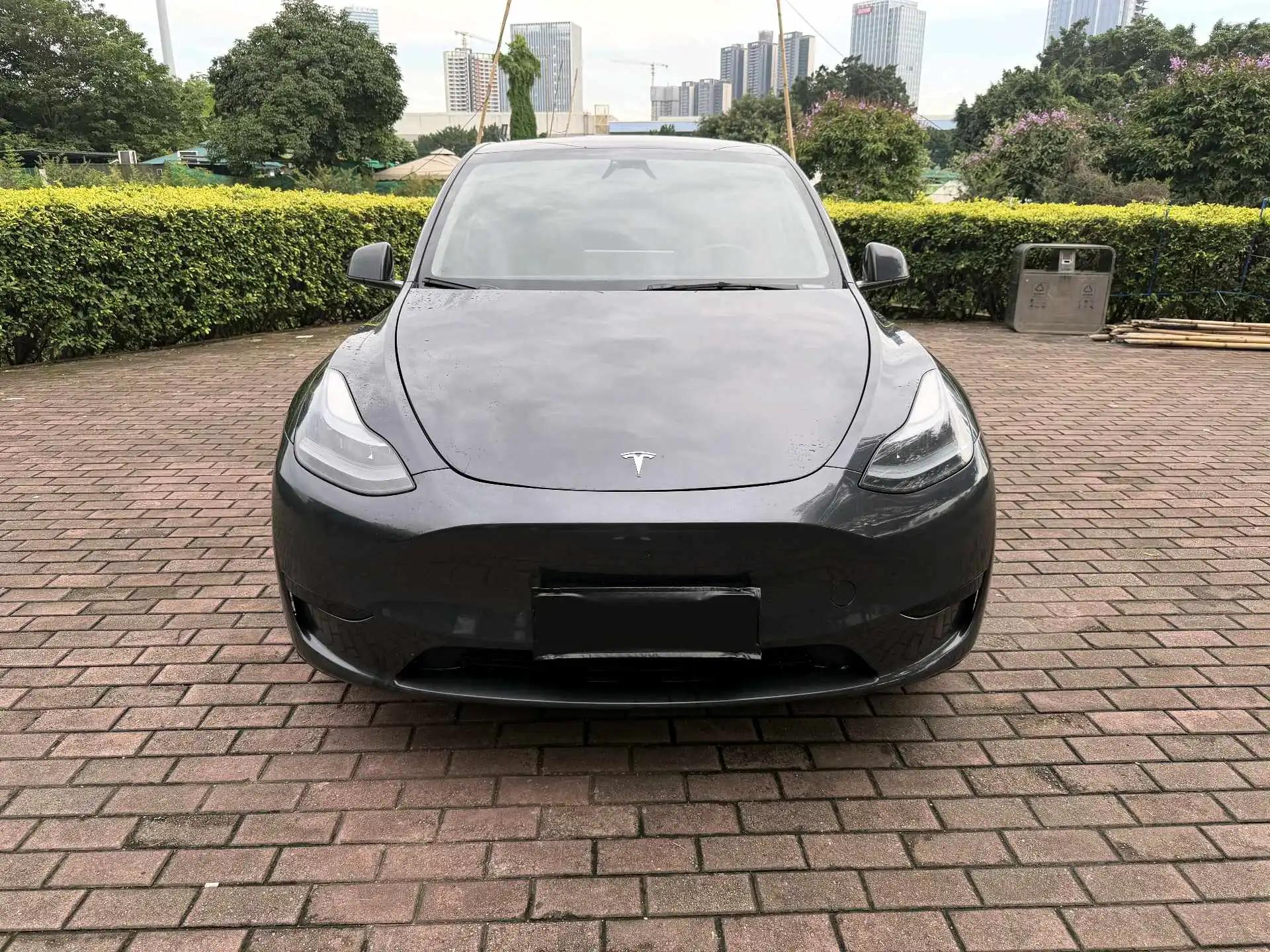 2024 Model Y Rear-Wheel Drive Edition 2
