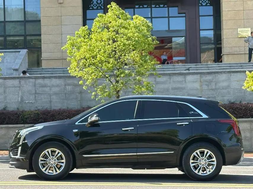 Cadillac XT5 2022 2.0T Two-Drive Luxury Model 3