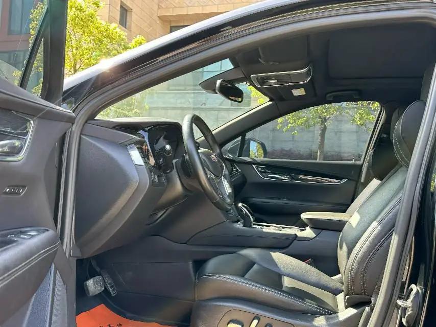Cadillac XT5 2022 2.0T Two-Drive Luxury Model 6