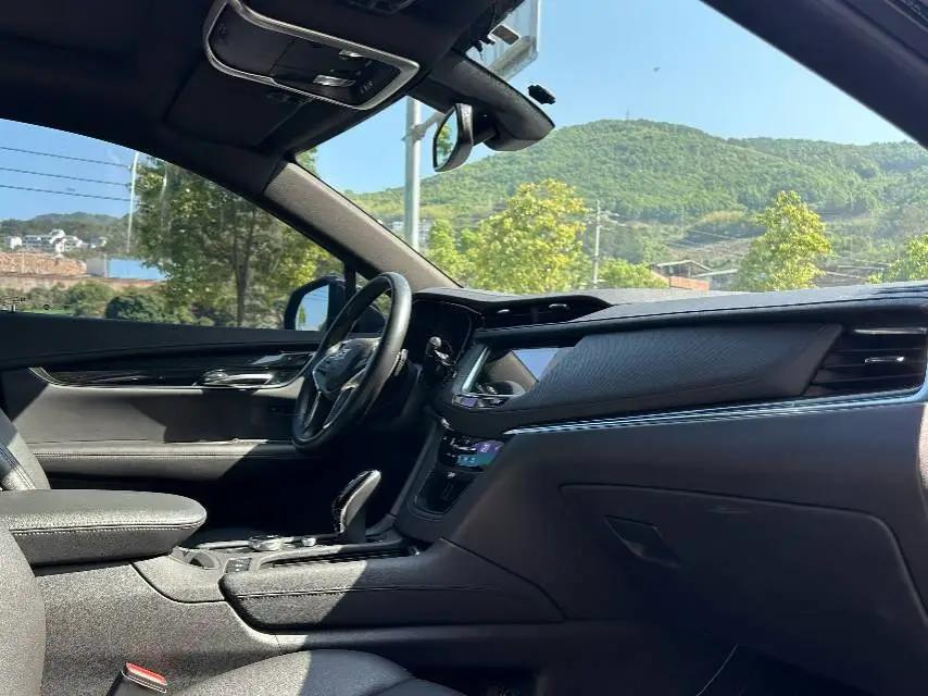 Cadillac XT5 2022 2.0T Two-Drive Luxury Model 8