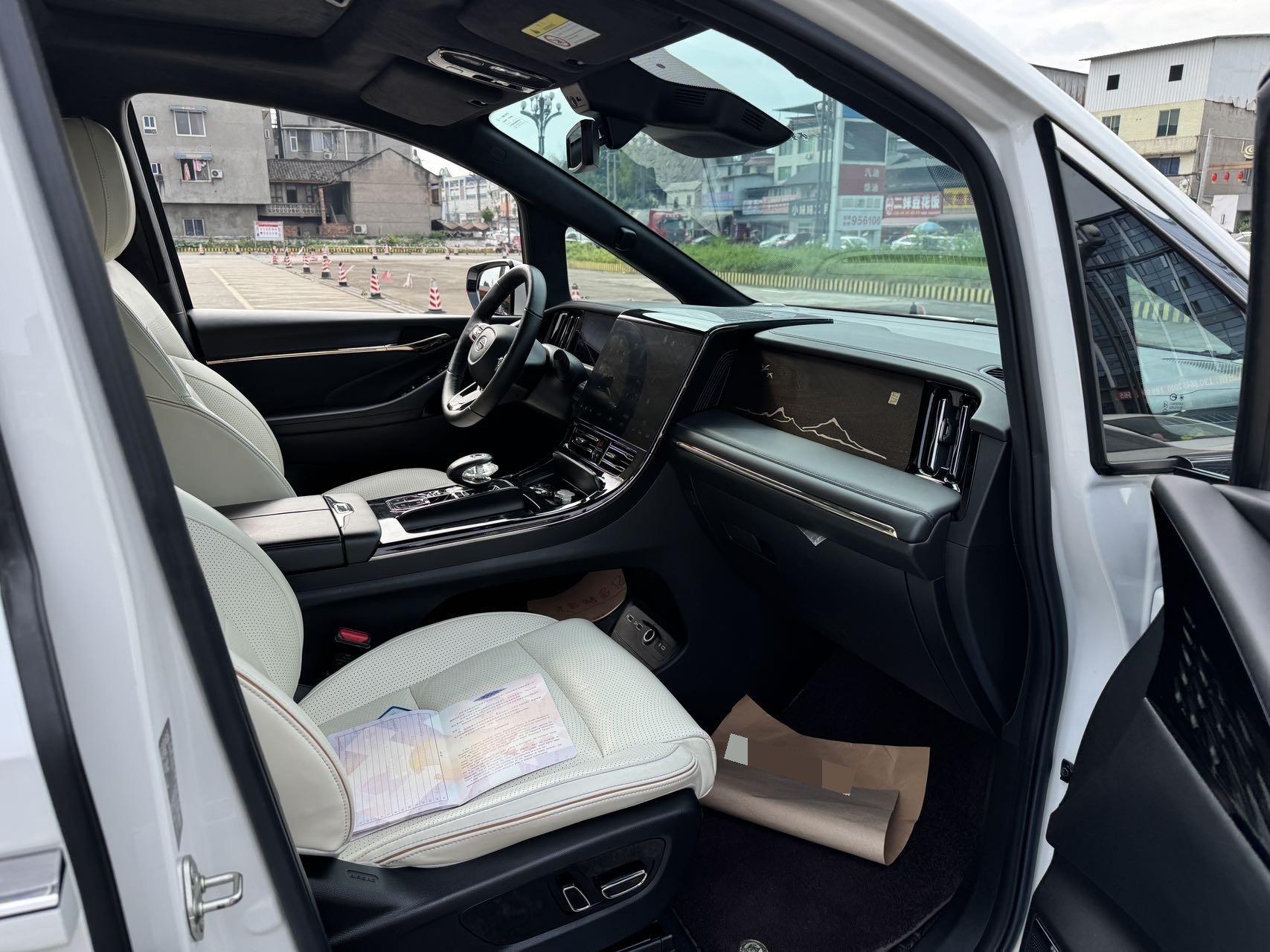 Chuanqi M8 2024 2.0TGDI High Edition 6