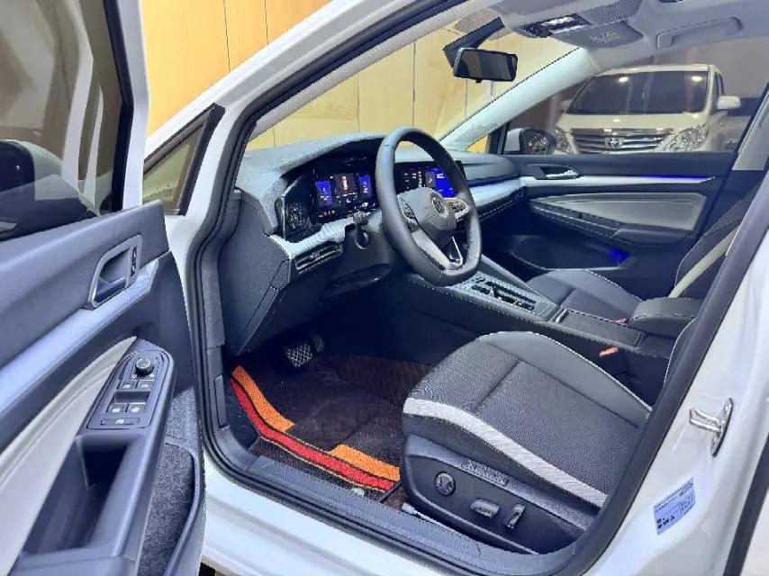 Volkswagen 2023 Golf 8 PRO 1.4TSI 280TSI (facelift) automatic 6