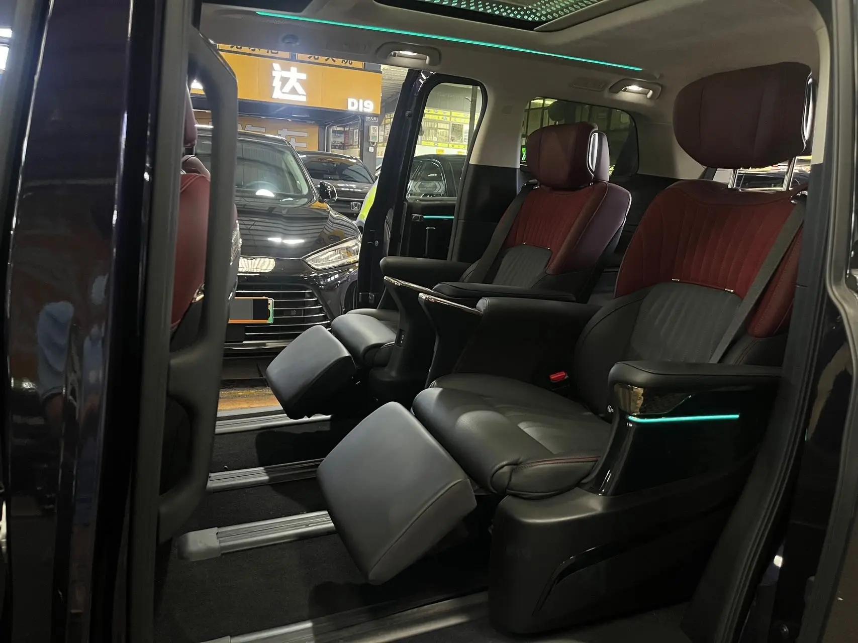 Chuanqi M8 New Energy 2024 2.0TM Plug-in Hybrid Basic Model 5