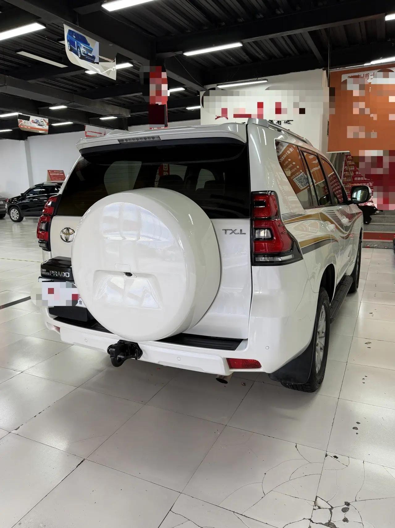 Prado (Imported) 2014 2.7L Automatic Standard Edition 3