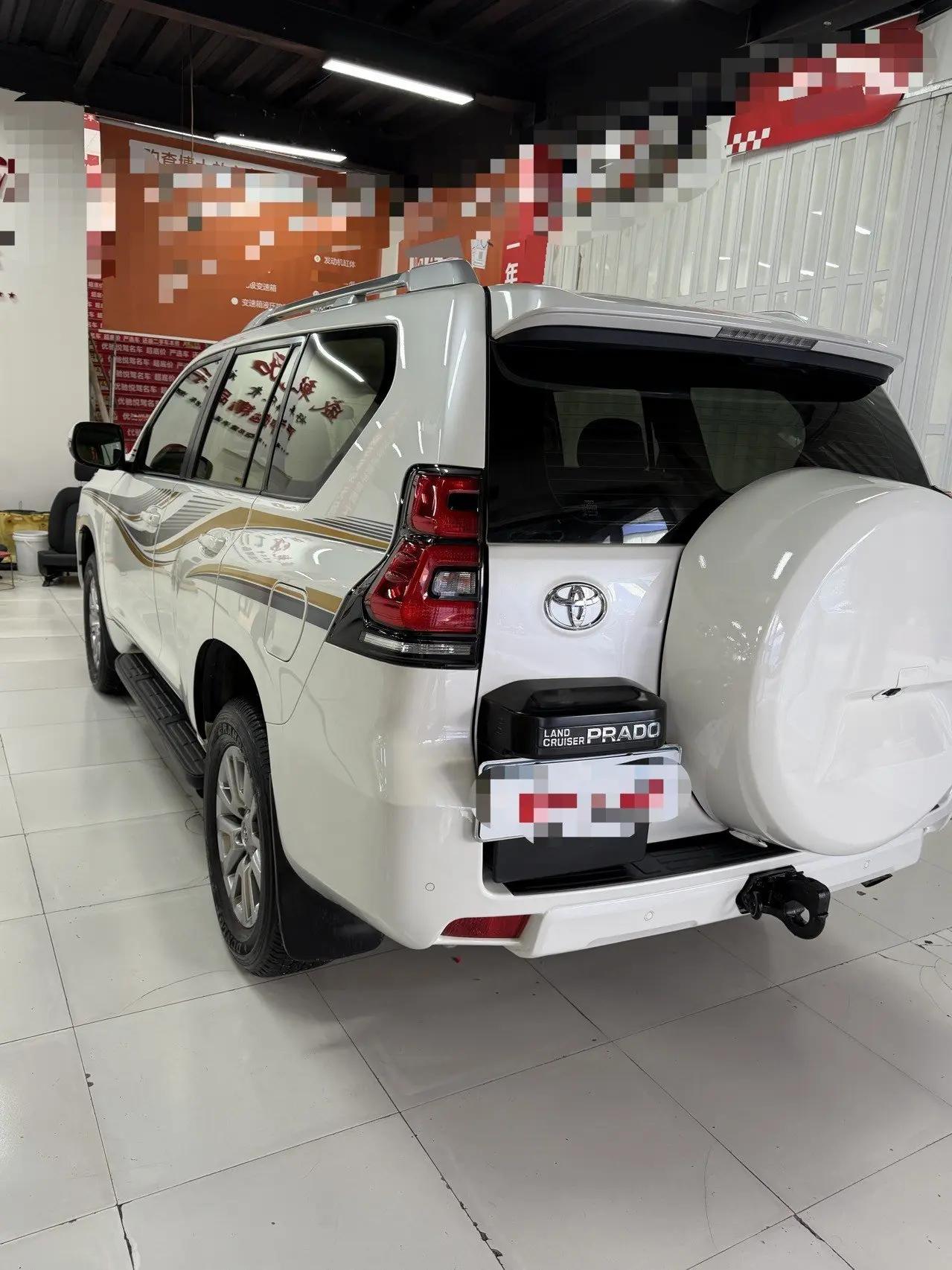 Prado (Imported) 2014 2.7L Automatic Standard Edition 4