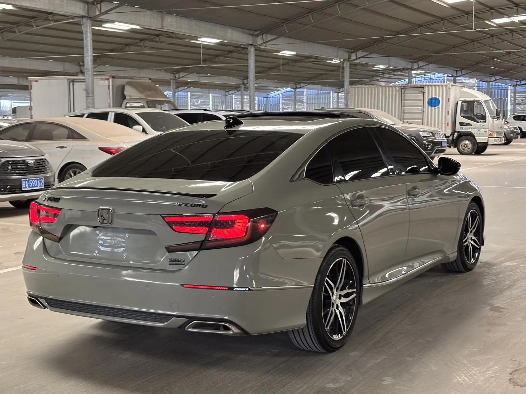 Accord 2022 260TURBO Magic Night Premium Edition 7