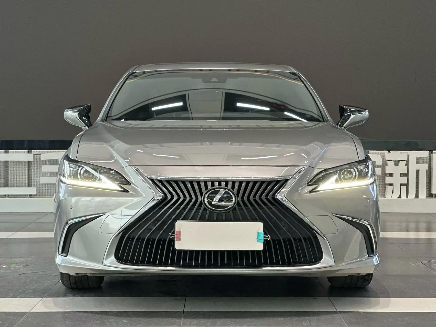 Lexus ES 2021 260 Excellence Edition 2