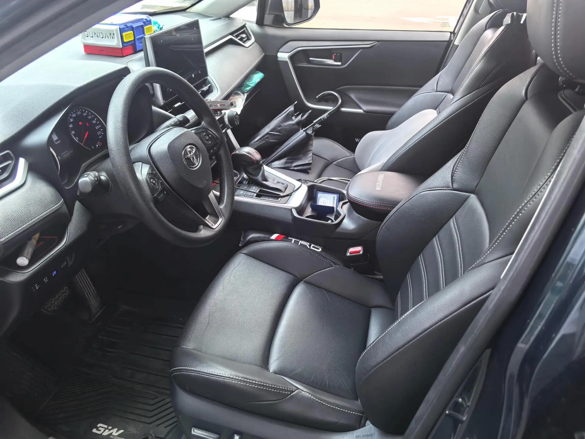 Wildlander 2020 2.0L CVT Front-Wheel-Drive Luxury Edition 2