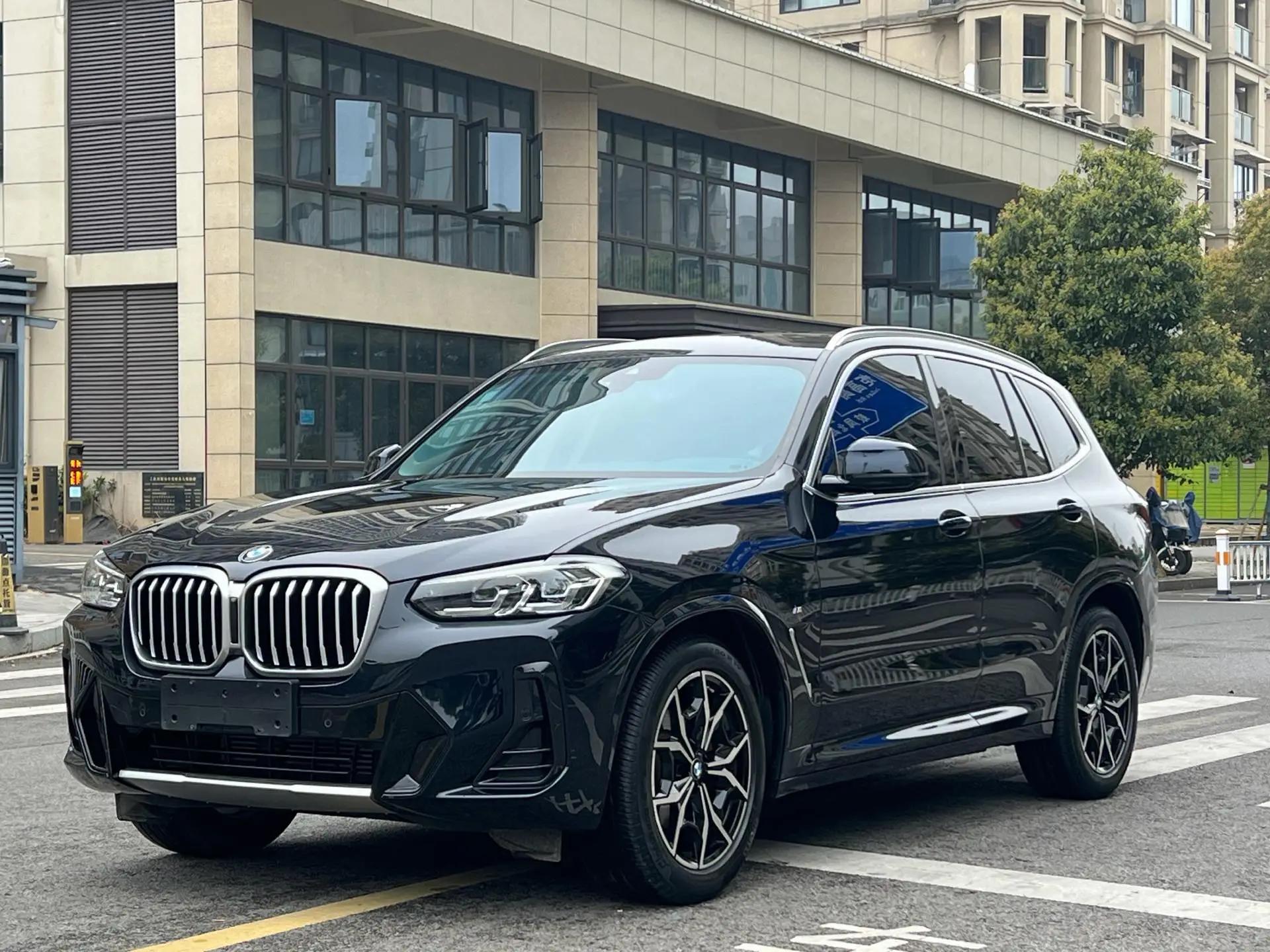 BMW X3 2022 xDrive25i M sports suit