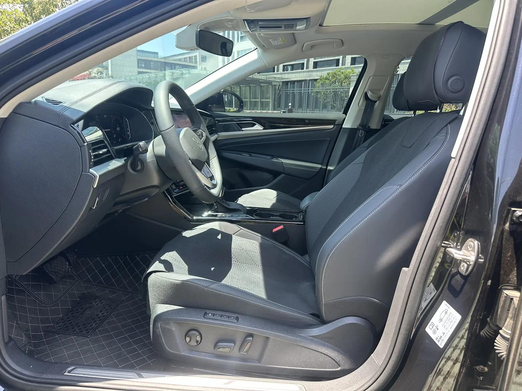 Volkswagen 2025 Passat 2.0TSI 380TSI outstanding star dragon version automatic gear 6