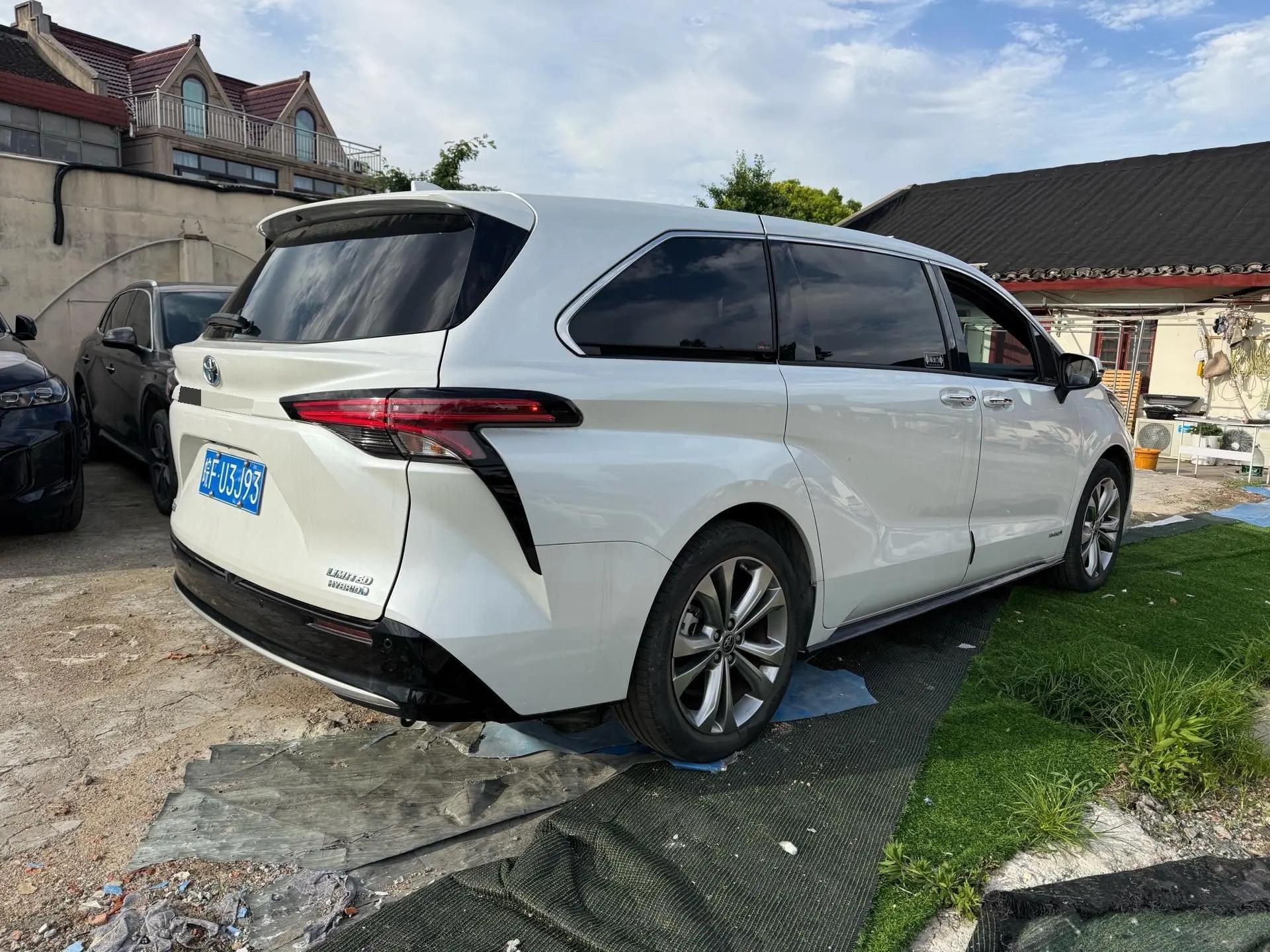 Sana SIENNA 2021 2.5L Hybrid Premium Edition 7