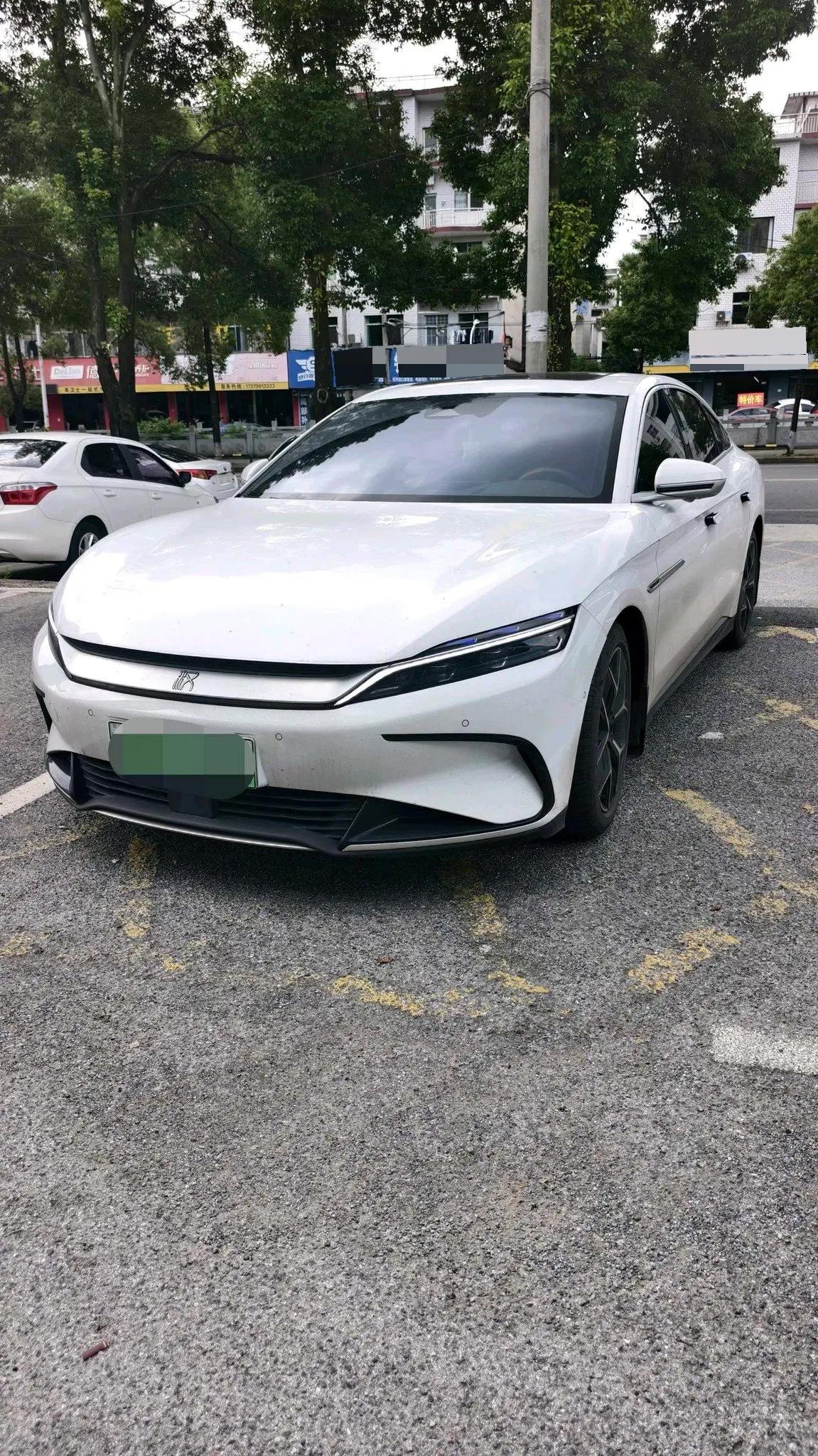 Han 2022 EV Genesis 715KM Precursor Flagship