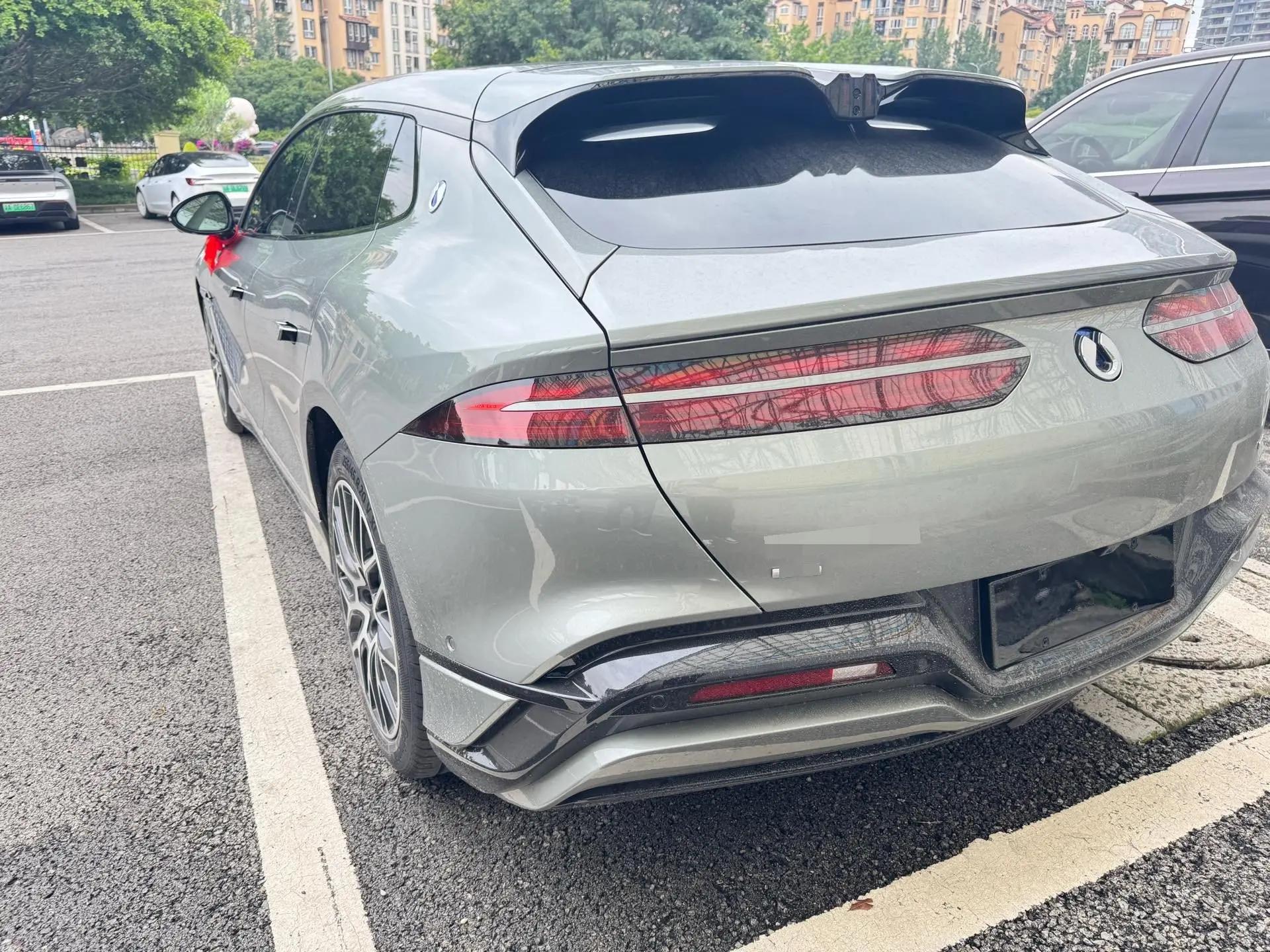 腾势 2026款 腾势Z9GT 闪充尊荣型 自动挡 3