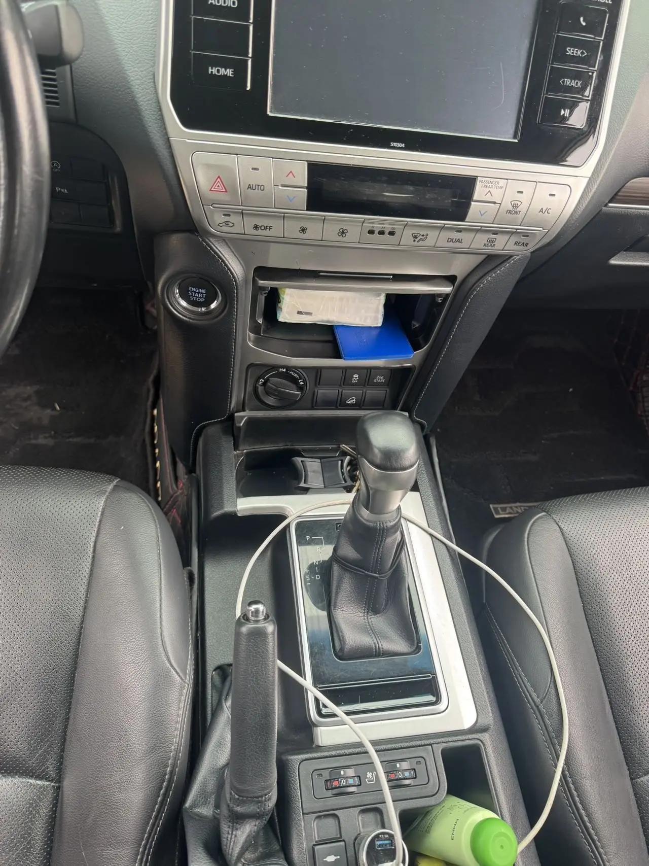 2019 Prado 3.5L Automatic TX-L Prestige Edition with Rear-Swing Spare Tire 4