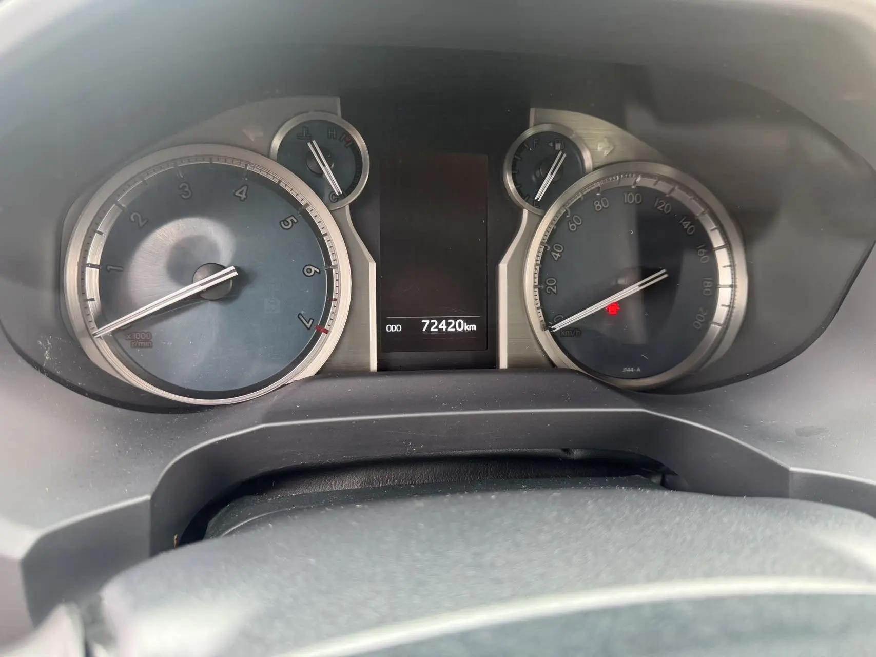 2019 Prado 3.5L Automatic TX-L Prestige Edition with Rear-Swing Spare Tire 8