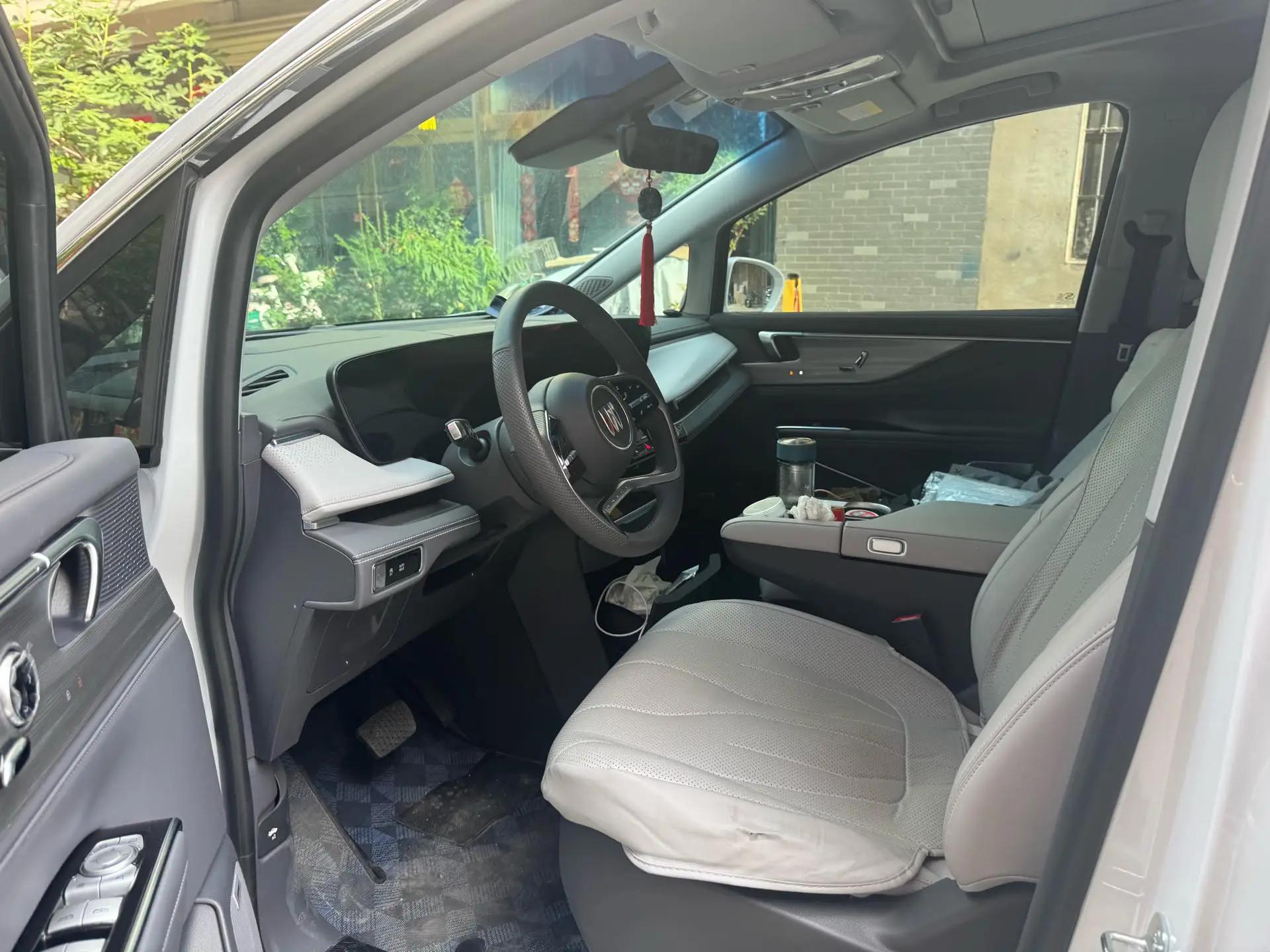 Buick 2025 GL8 ES Land Business 48V 2.0T Prestige Edition Automatic 4