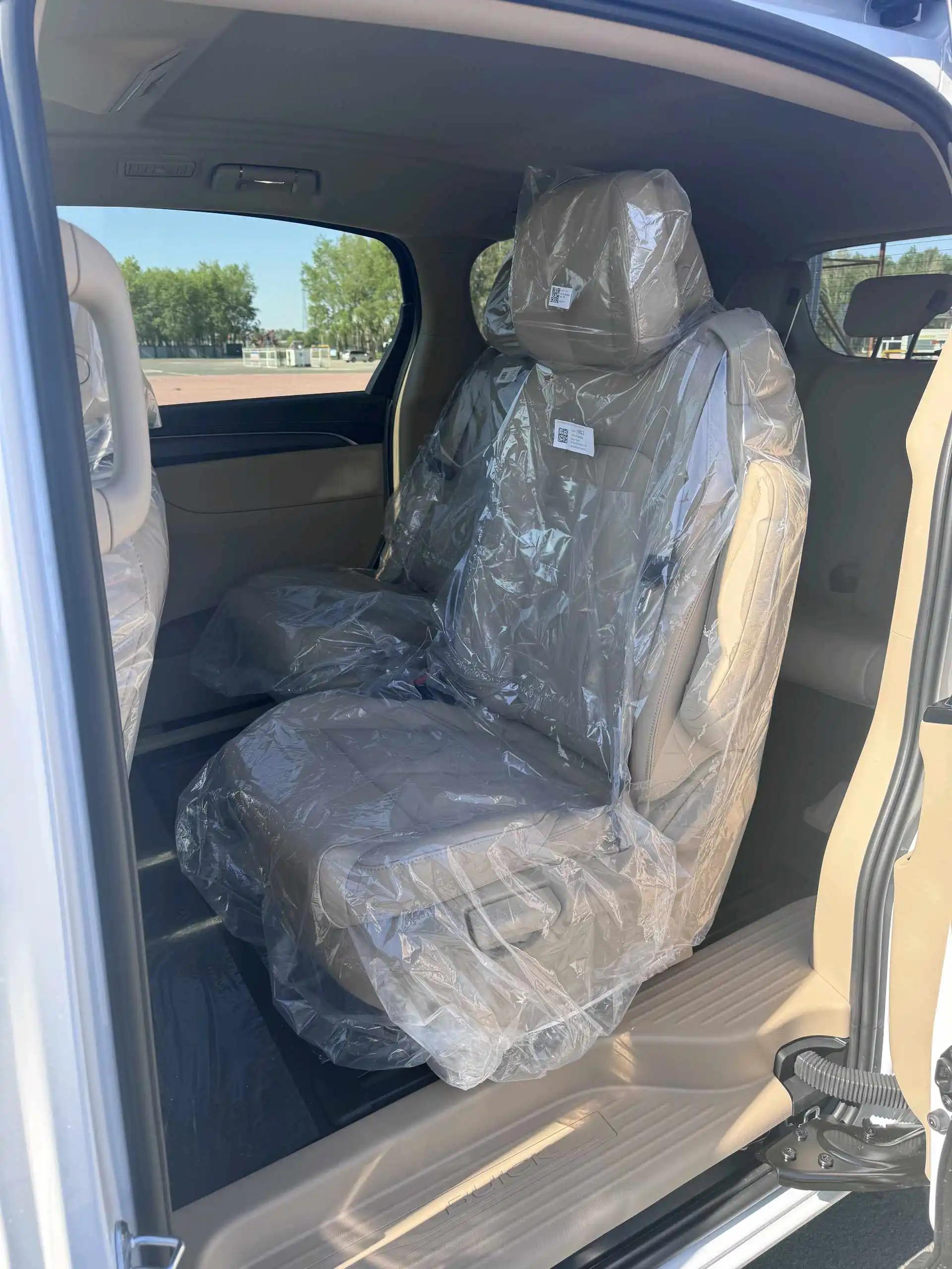 Buick 2025 GL8 Land Business Class 2.0T Smart Edition Automatic Gear 9