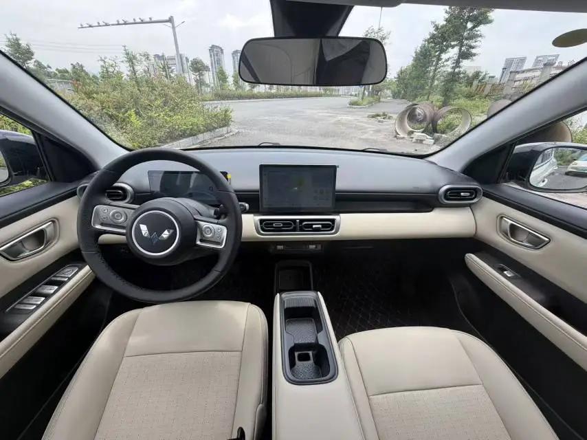 WuLing 2024 Plantronics PLUS 401km Five-seat Edition Automatic Gear 4