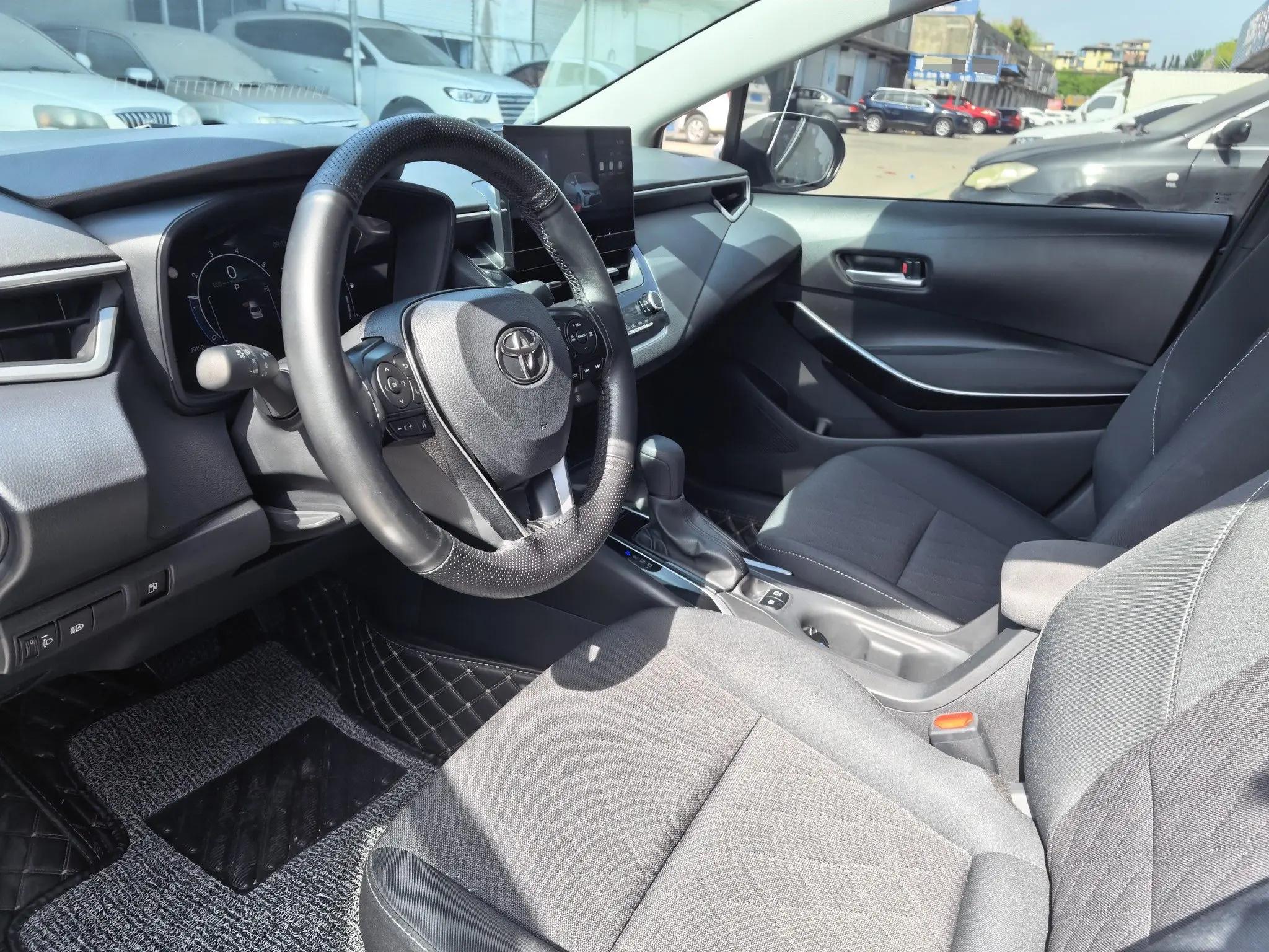 Toyota 2023 Corolla Dual Engine 1.8 CVT Smart Electric Hybrid Elite Edition Automatic 3