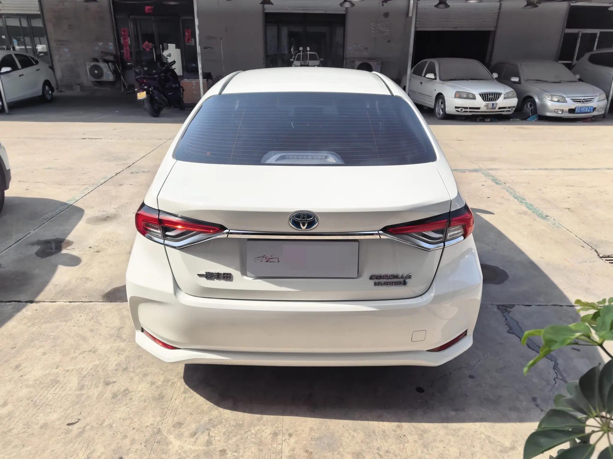 Toyota 2023 Corolla Dual Engine 1.8 CVT Smart Electric Hybrid Elite Edition Automatic 9