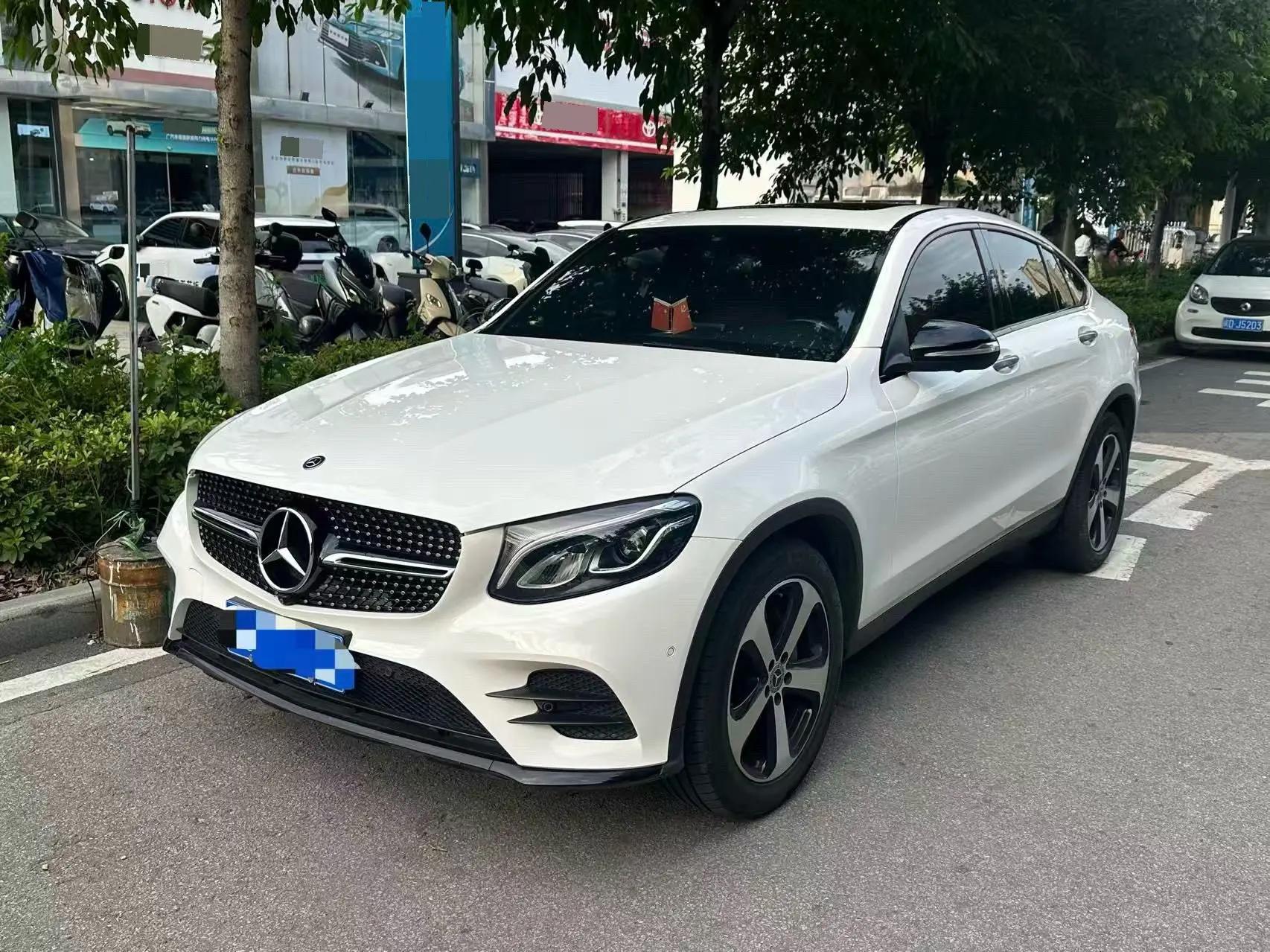 Mercedes Benz GLC Coupe 2019 GLC 200 4MATIC Coupe SUV