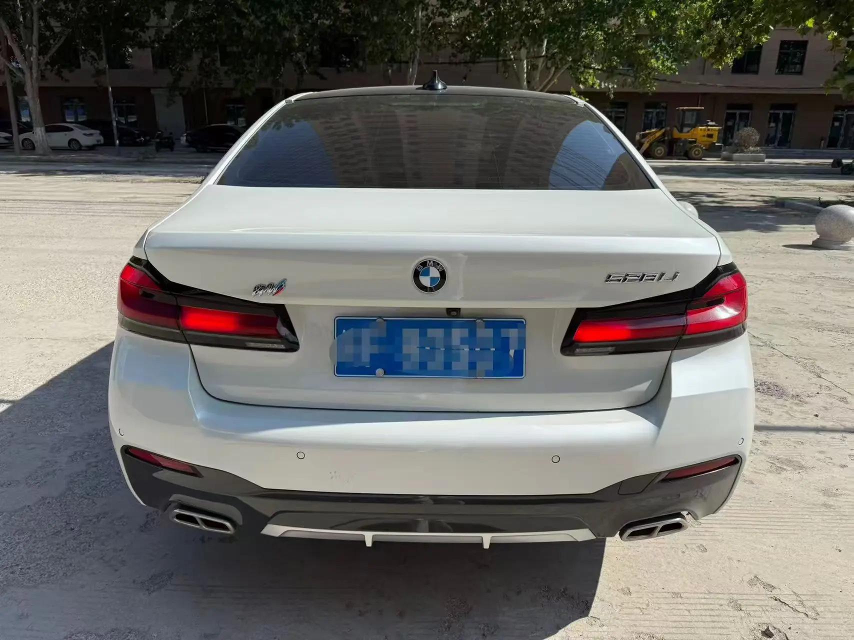 BMW 5 Series 2021 525Li M Sports Suit 5