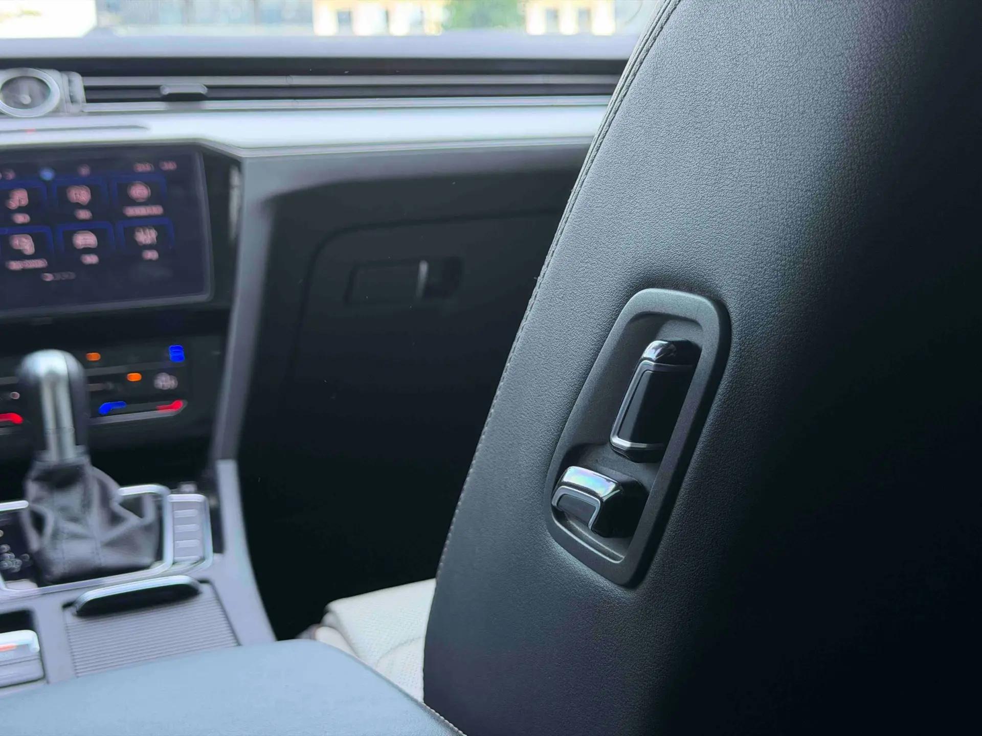 Magotan 2022 330TSI DSG Basic 4