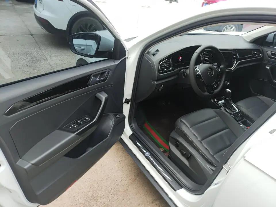 T-ROC Tange 2022 280TSI DSG Two-Drive Comfortable PLUS 6