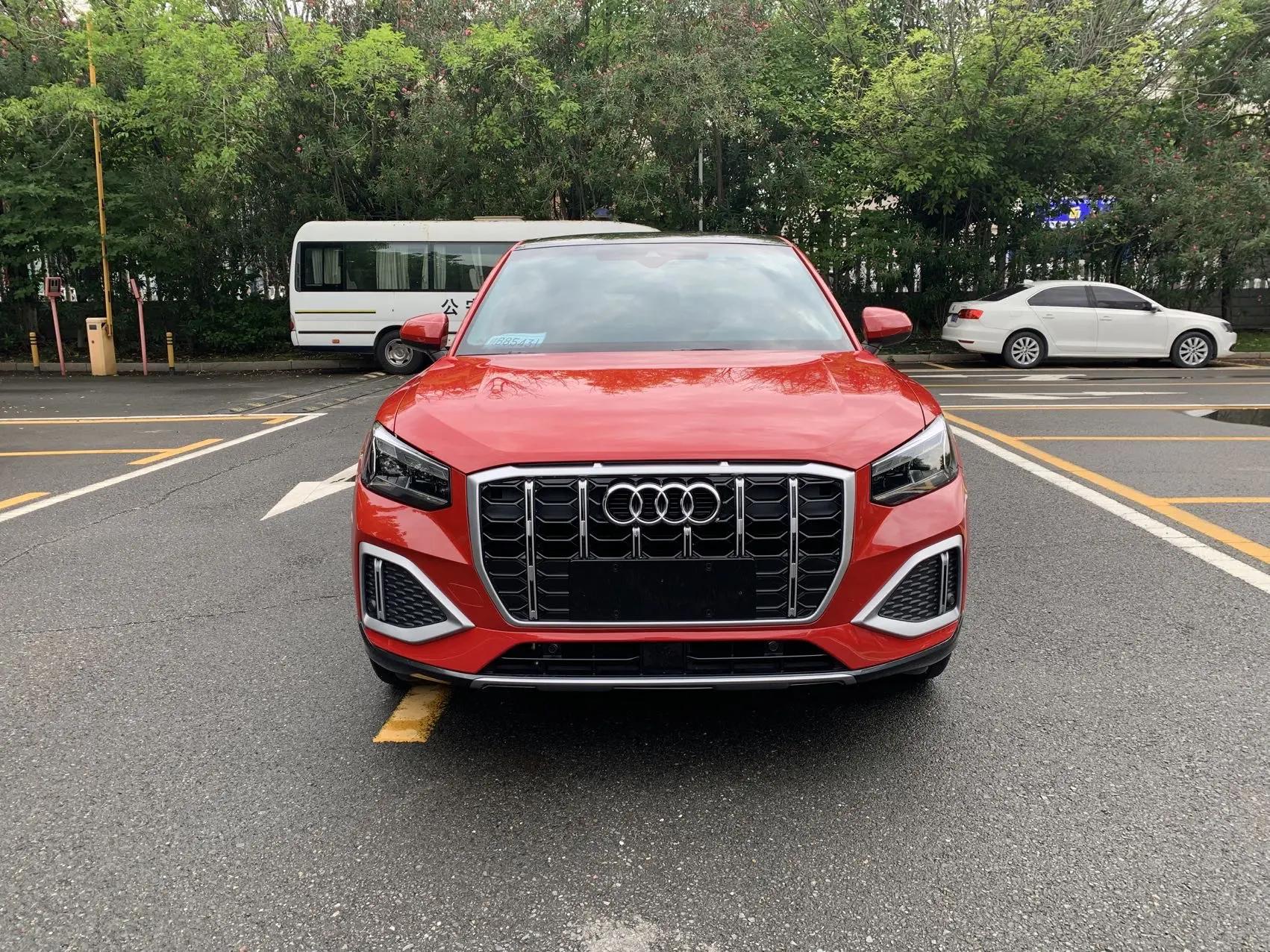 Audi Q2L 2022 35 TFSI Fashion Dynamic 2