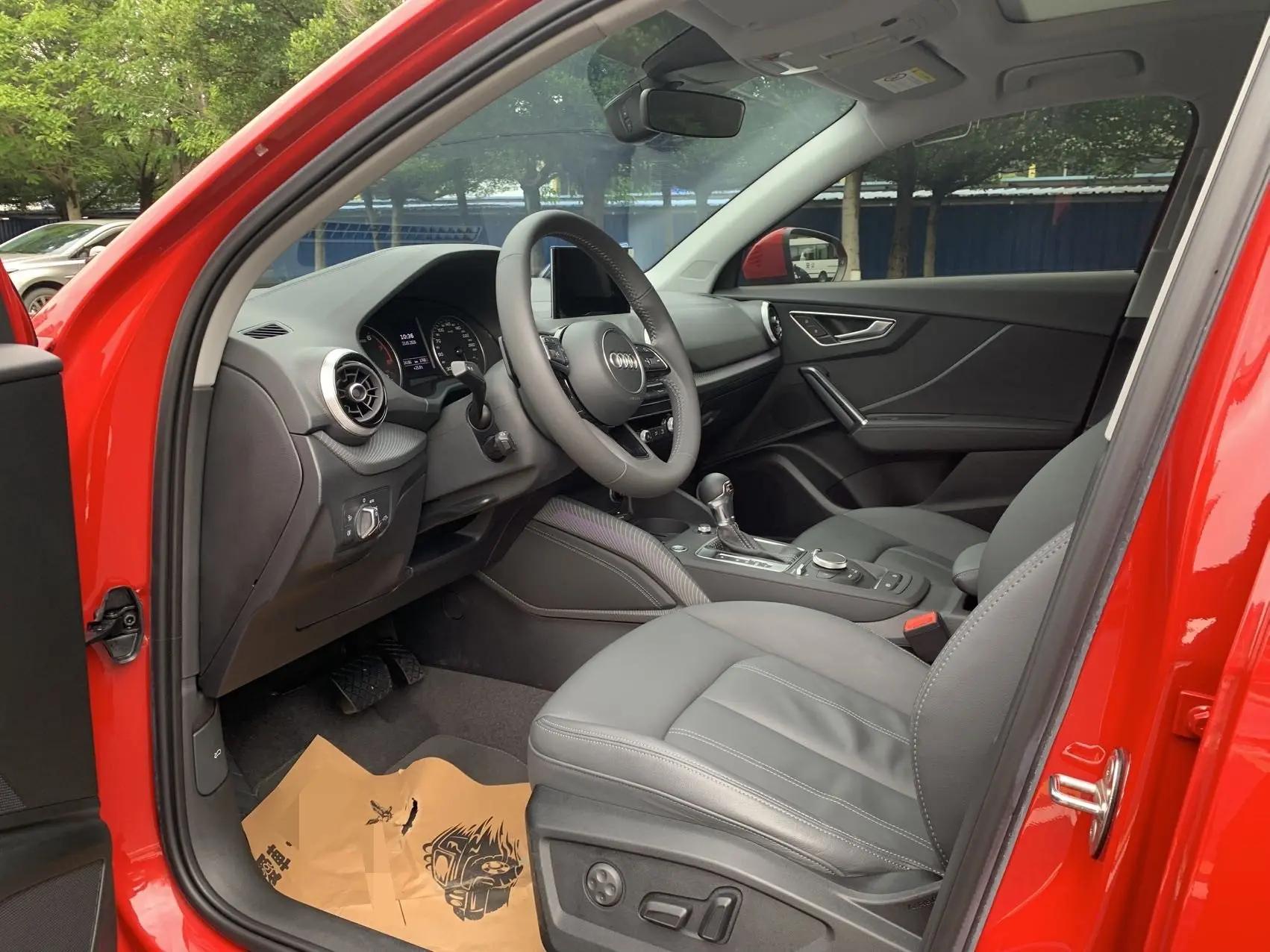 Audi Q2L 2022 35 TFSI Fashion Dynamic 4