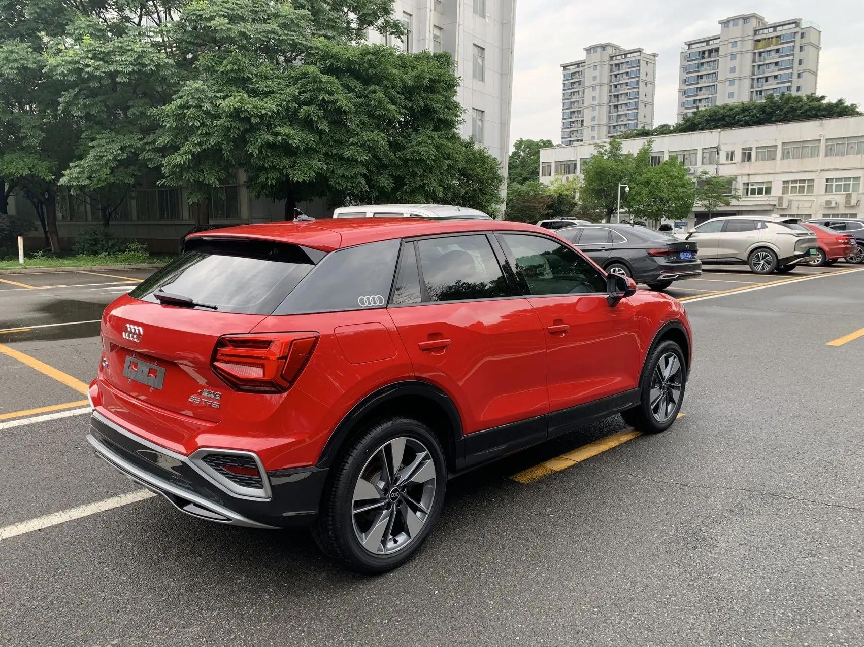 Audi Q2L 2022 35 TFSI Fashion Dynamic 9