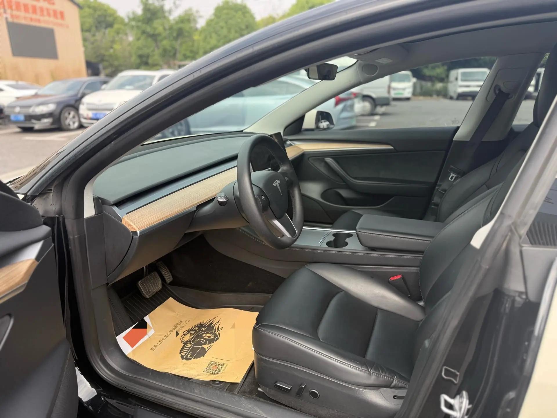 Model 3 2022 rear-wheel drive version 4