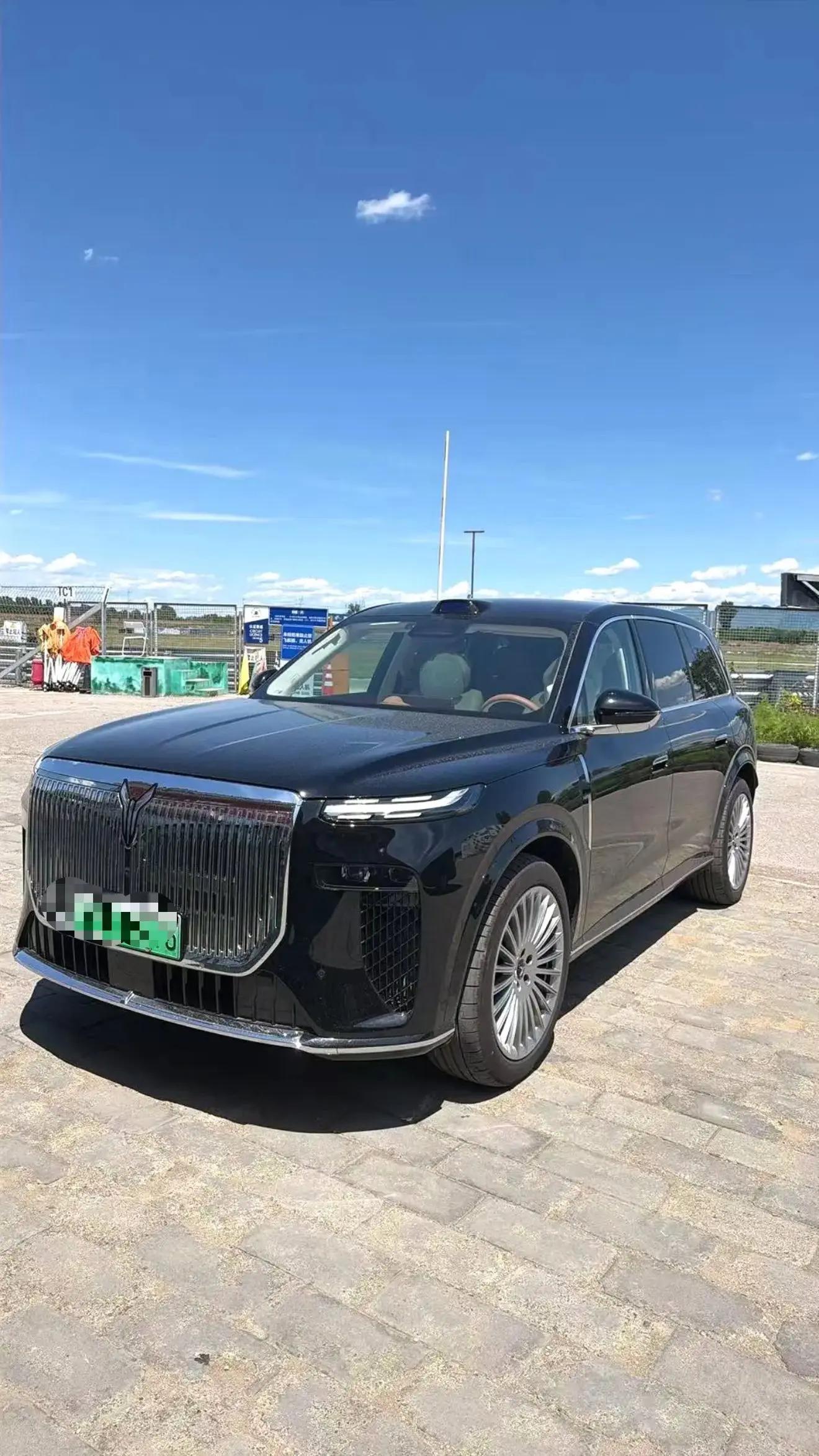 Voyah Taishan 2026 Model Max - View 1