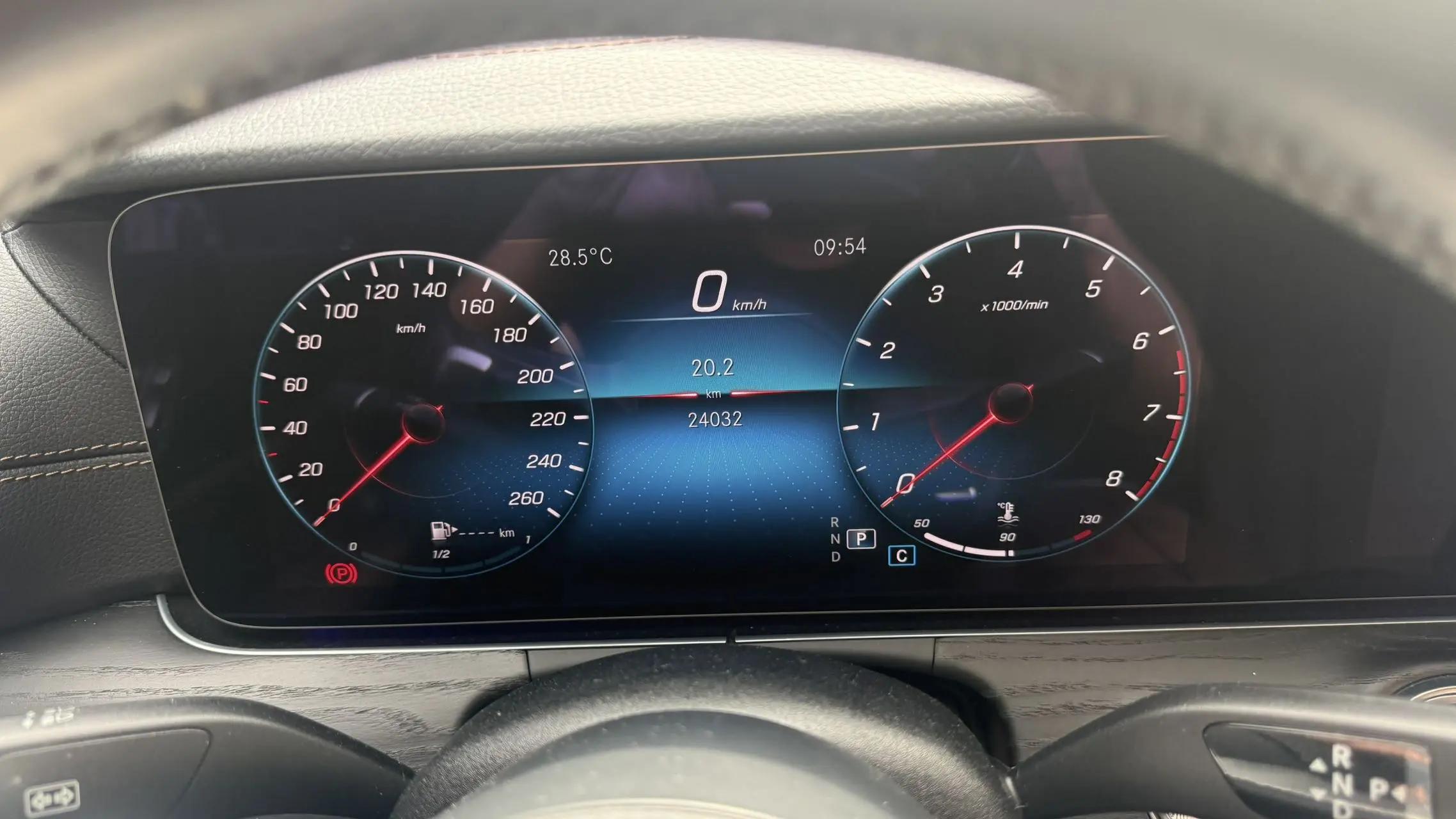 Mercedes Benz E-Class 2023 E 300 L Honorable Model 9