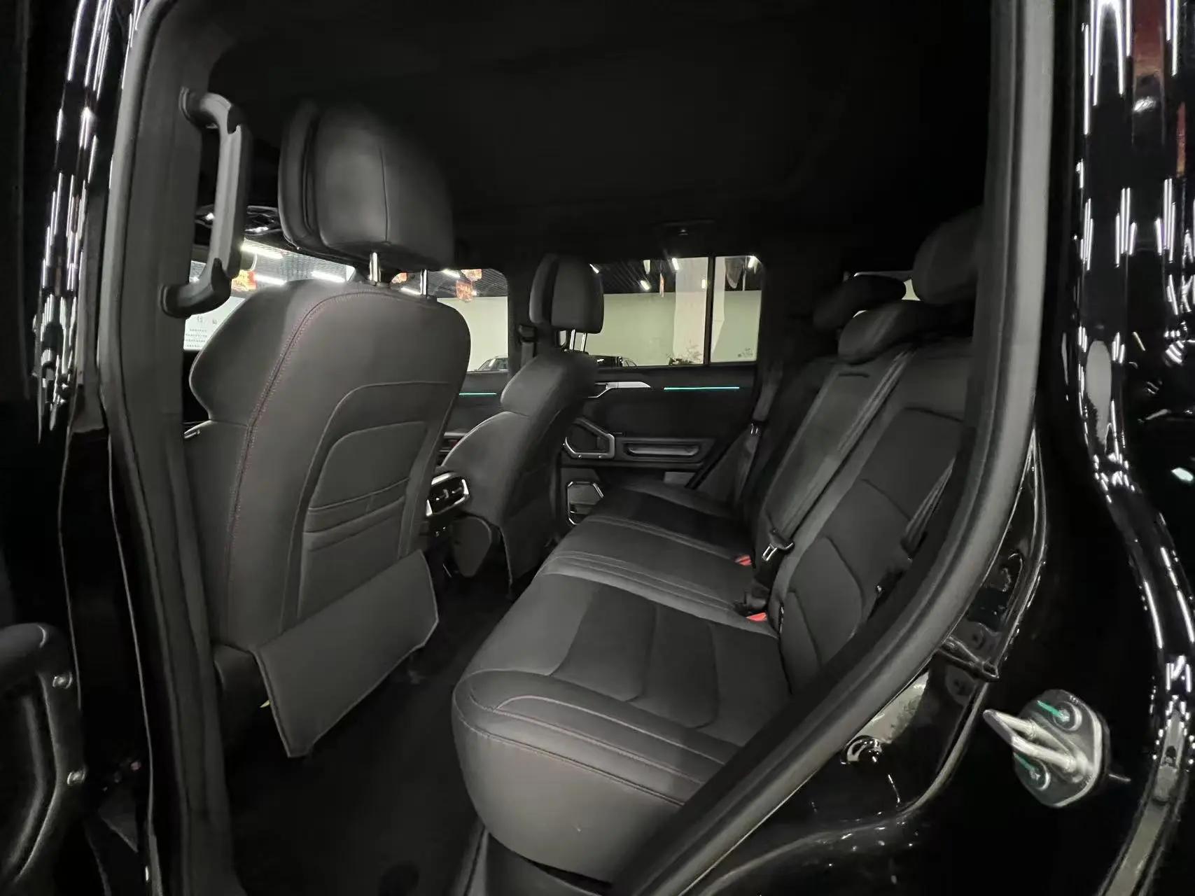 Jetour Traveler 2023 2.0T Four-wheel Drive Through PRO 5