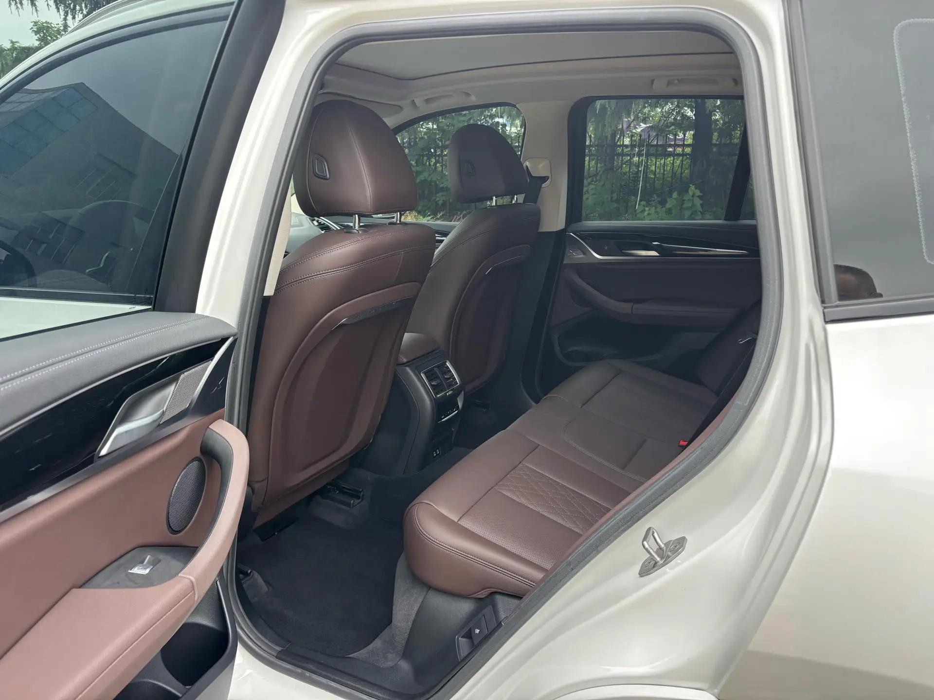 BMW X3 2022 xDrive25i M sports suit 7