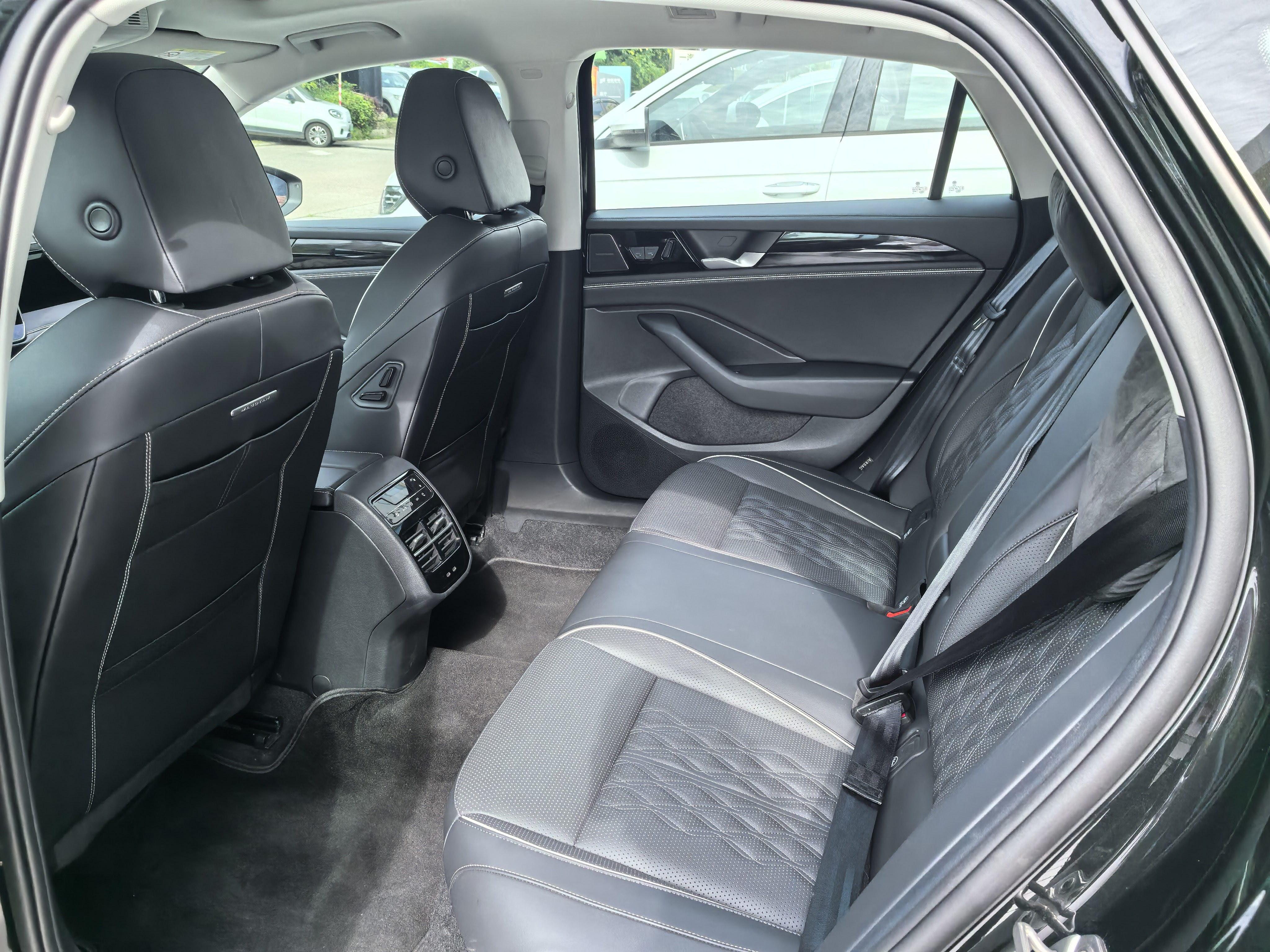 Volkswagen 2024 Magotan 2.0TSI 380TSI Premium Edition Da Mai Bag Automatic Gear 6