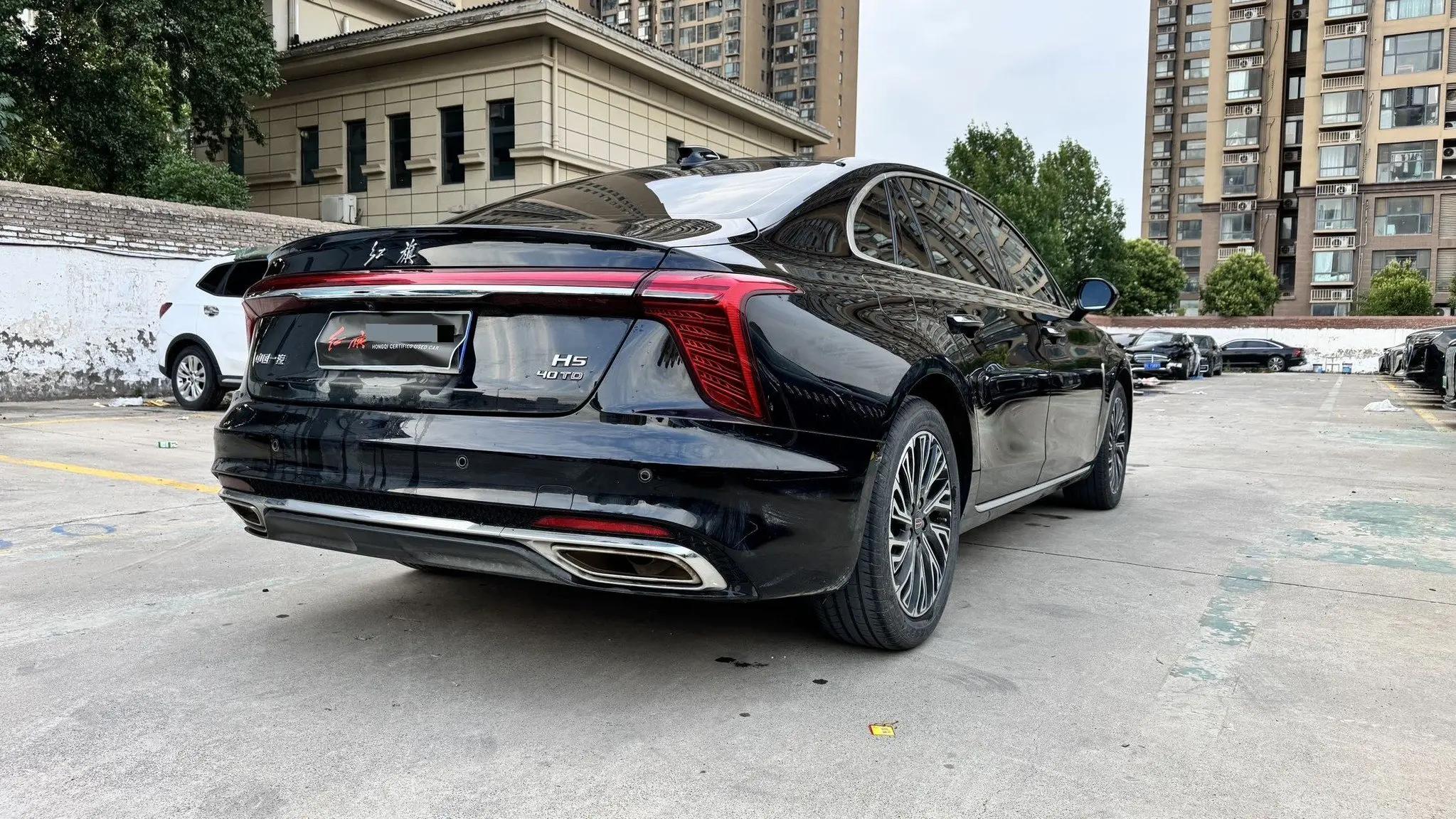 HongQi H5 2024 2.0T Auto Zhilian Flag Chang Edition 3