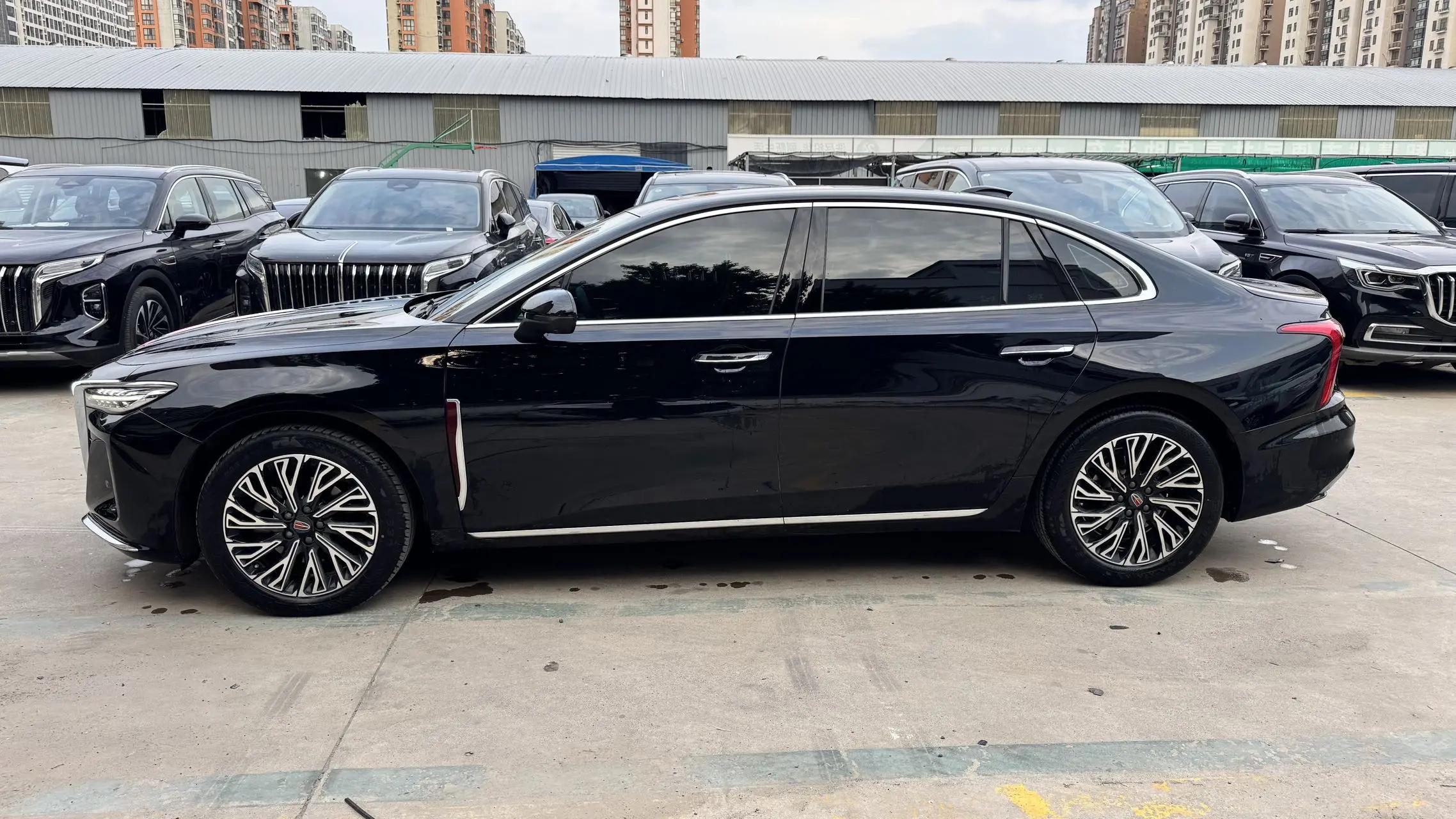 HongQi H5 2024 2.0T Auto Zhilian Flag Chang Edition 4